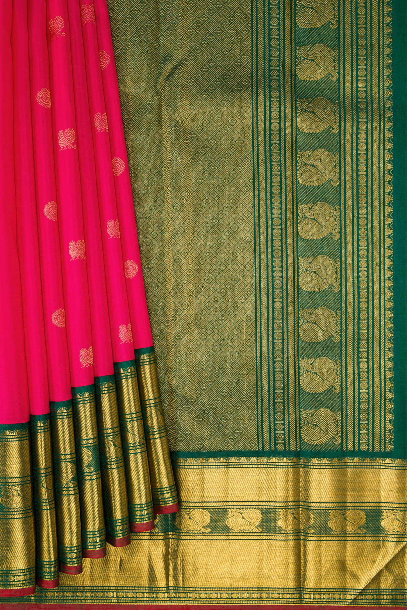 Pleats and pallu of Pink Kanjivaram Silk Saree with Zari Butta on the body and Zari Border. 