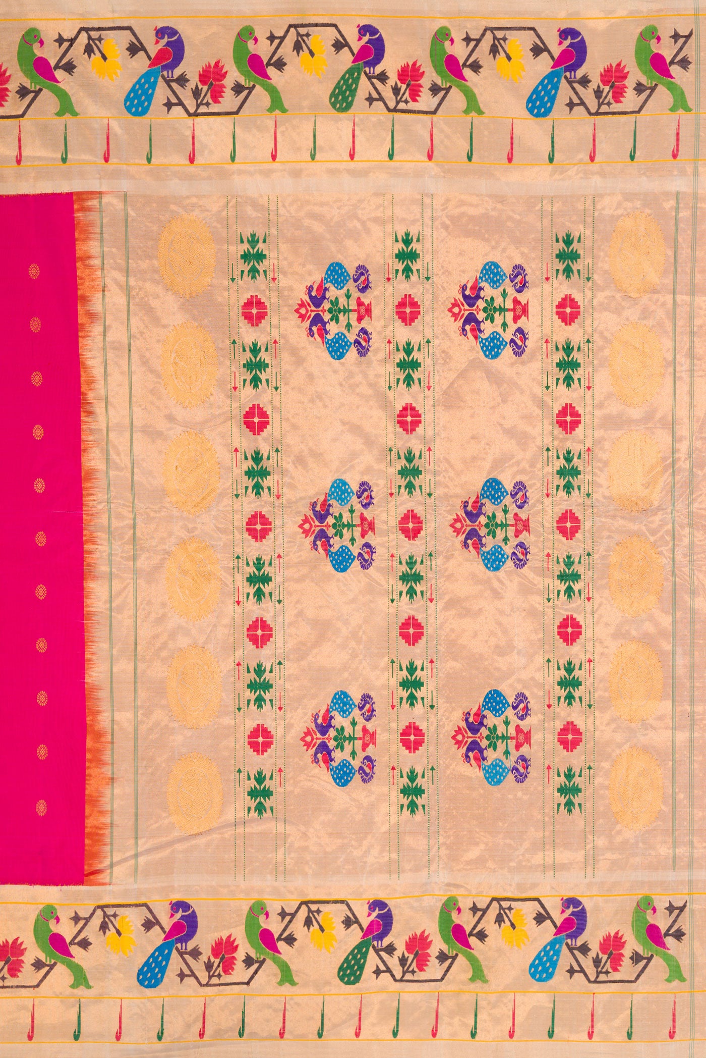 Close up image of the pallu of Pink Gadwal Silk Saree with Zari Butta on the body and Paithani Border. 
