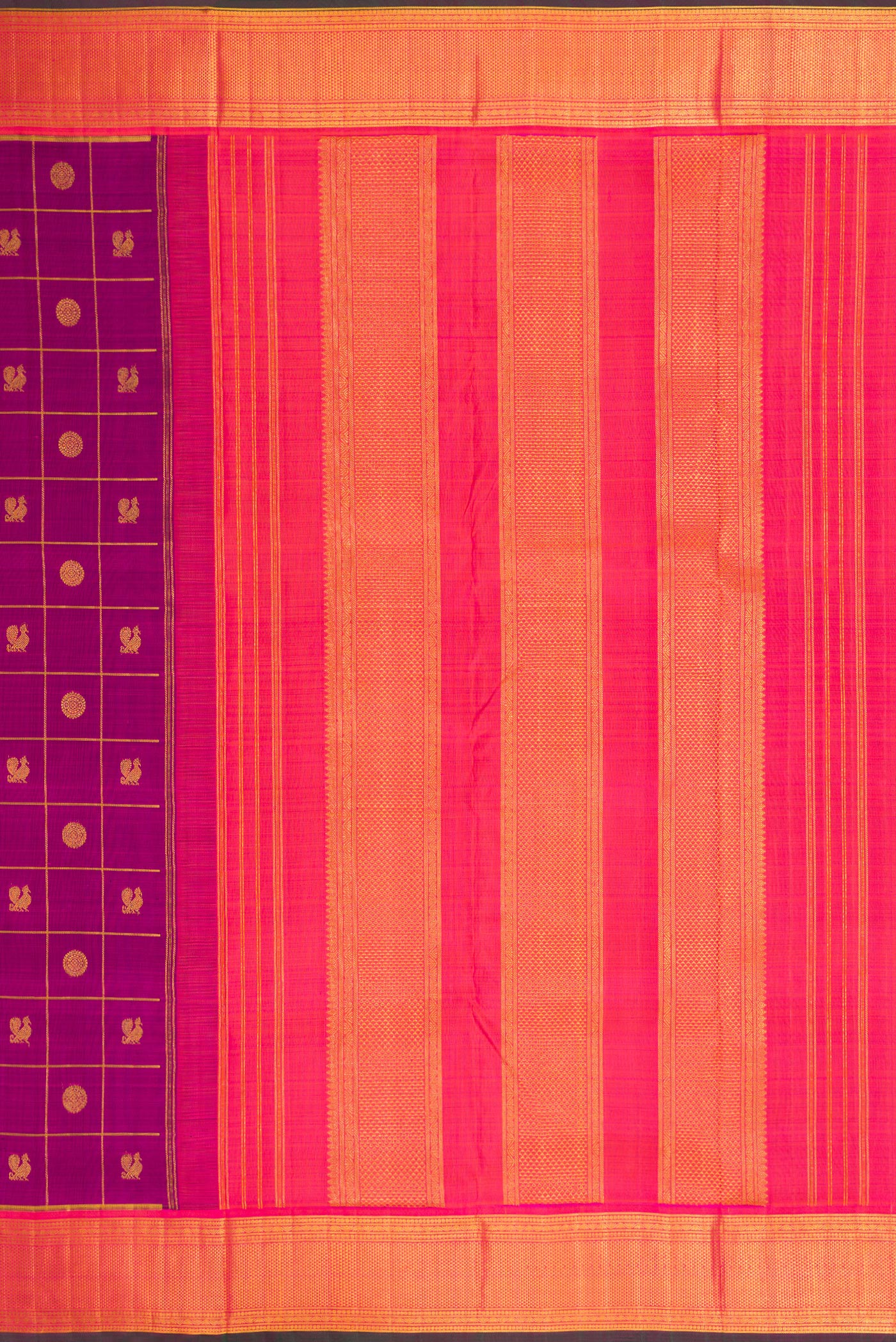 Close up image of the pallu of Purple Kanchipuram Silk Nine Yards Saree with Checked design on the body and Zari Border. 