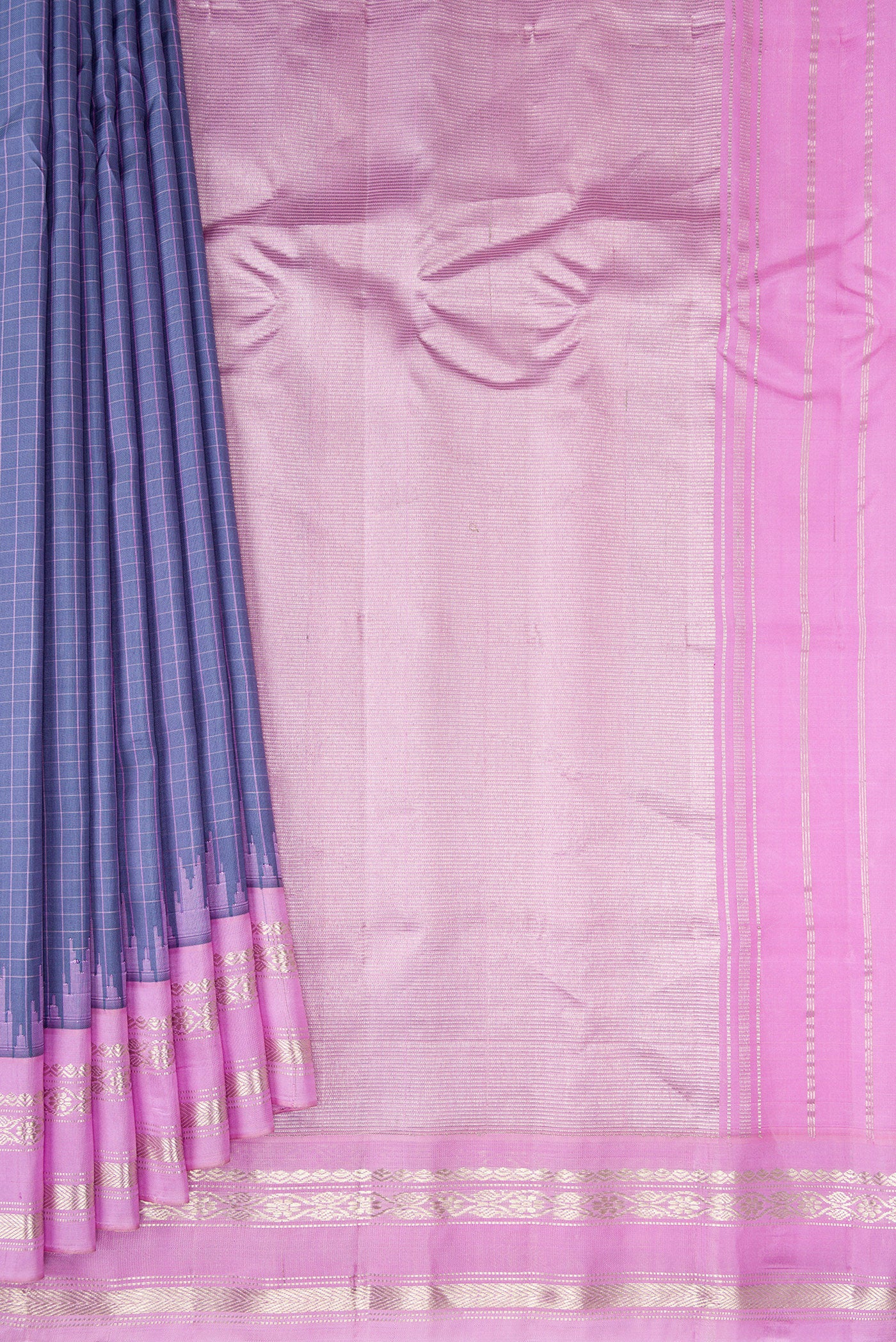 Pleats and pallu of Grey Gadwal Silk Saree with Checked design on the body and Temple Border. 