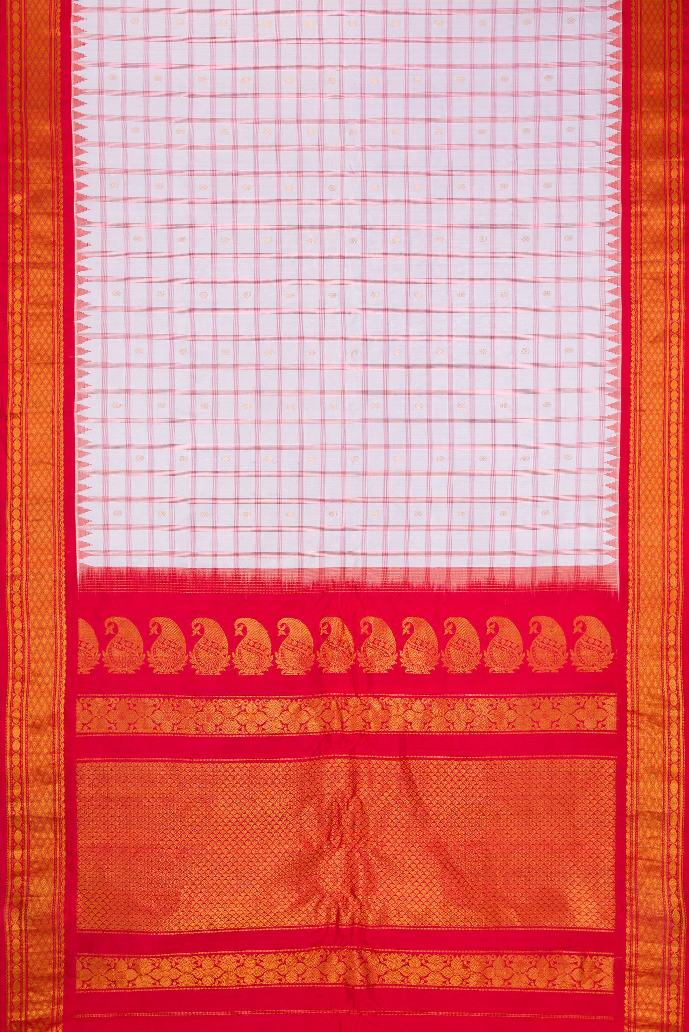 Flat view of Lilac Gadwal Silk Saree with Checked design on the body and Zari Border. 