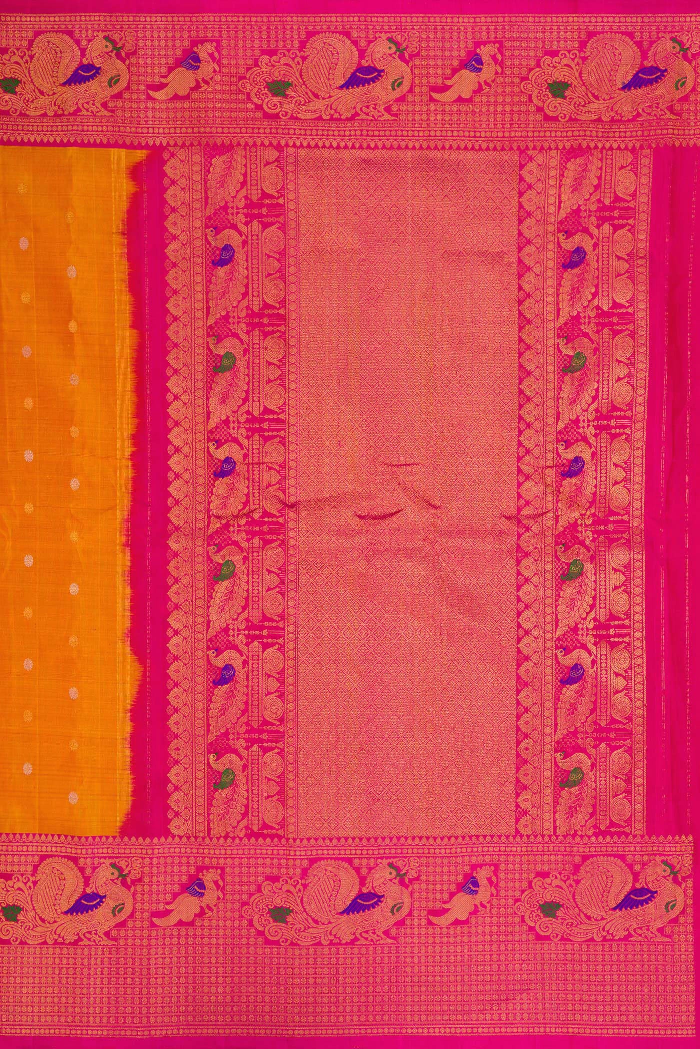 Close up image of the pallu of Mustard Dual Tone Gadwal Silk Saree with Zari Butta on the body and Fancy Border. 