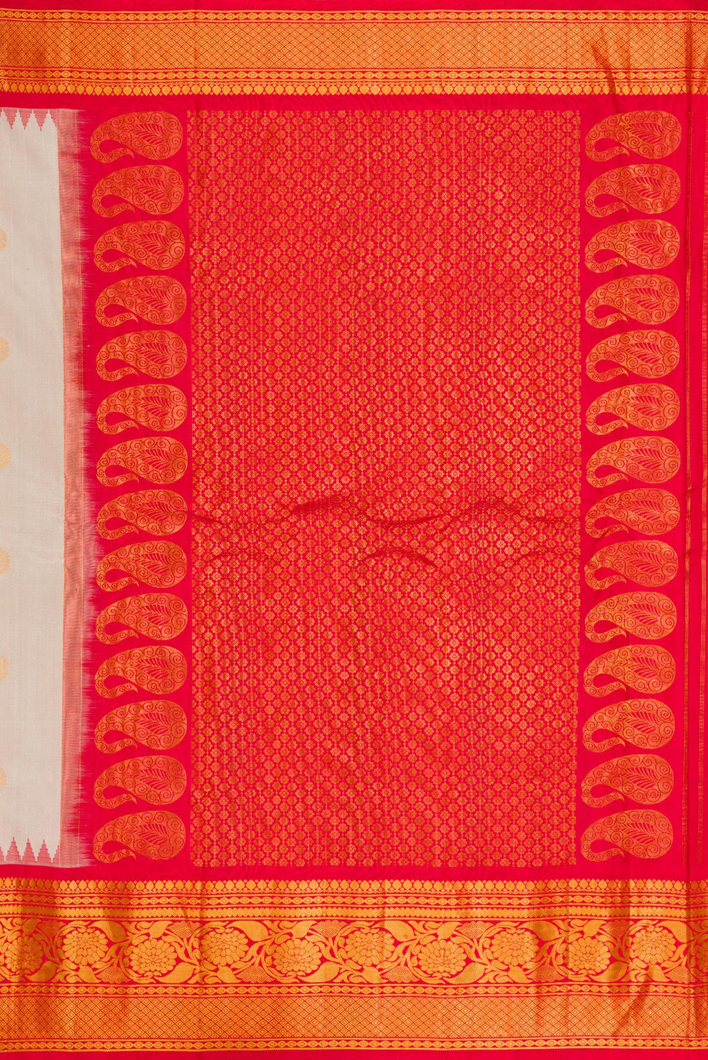 Close up image of the pallu of Beige Gadwal Silk Saree with Zari Butta on the body and Fancy Border. 