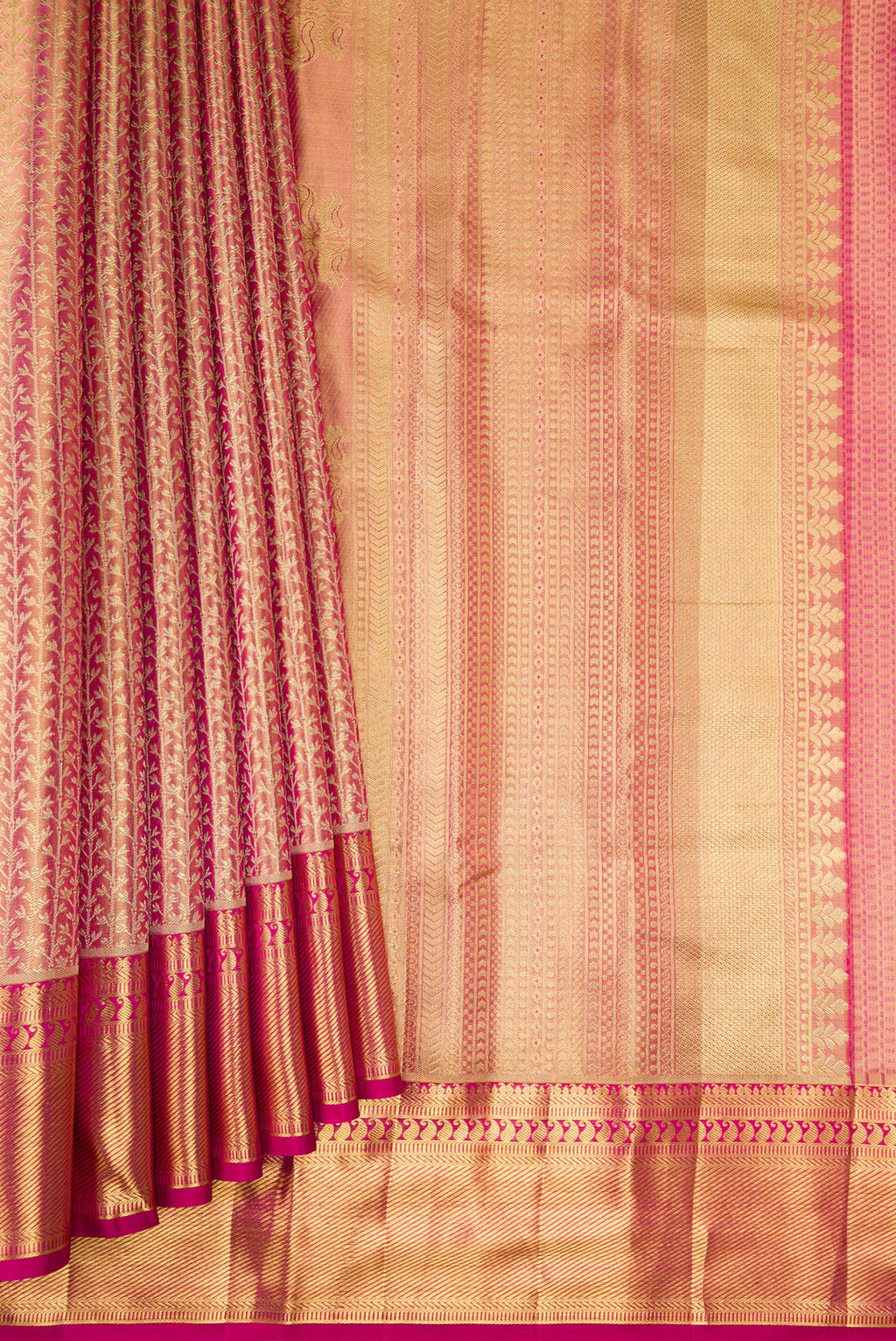 Pleats and pallu of Pink Dual Tone Kanchipuram Tissue Silk Saree with Zari Brocade on the body and Zari Border. 