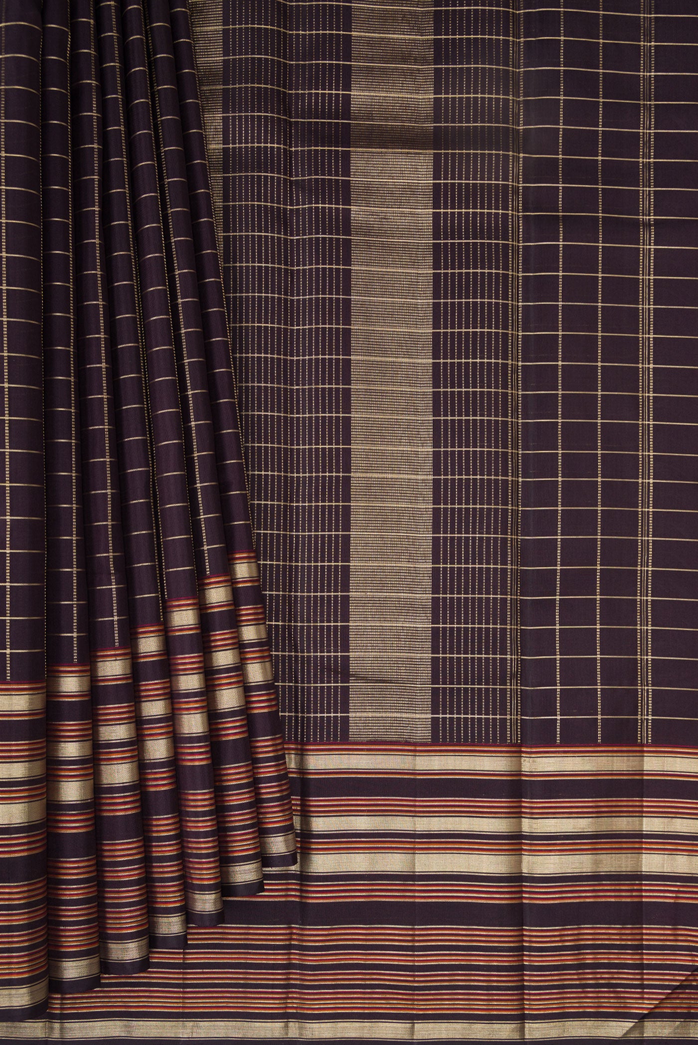 Pleats and pallu of Coffee Brown Kanjivaram Silk Saree with Checked design on the body and Zari Border. 