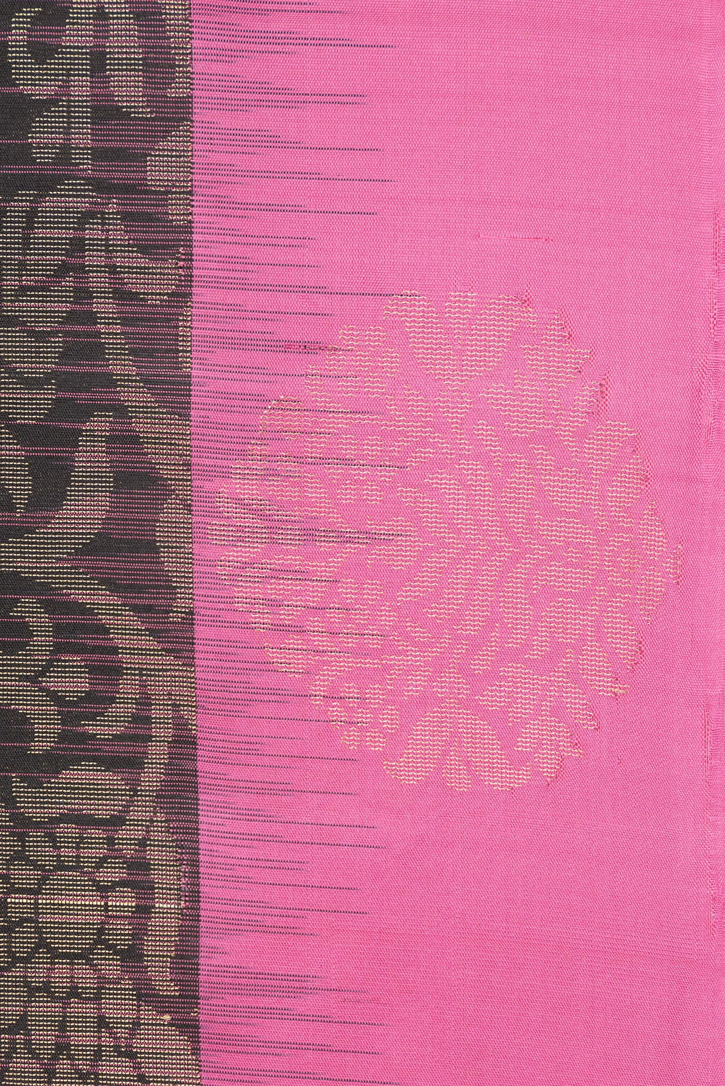 Border image of Pure Silk Black Dual Tone Soft Saree with Zari Brocade on the body and Fancy Border. 