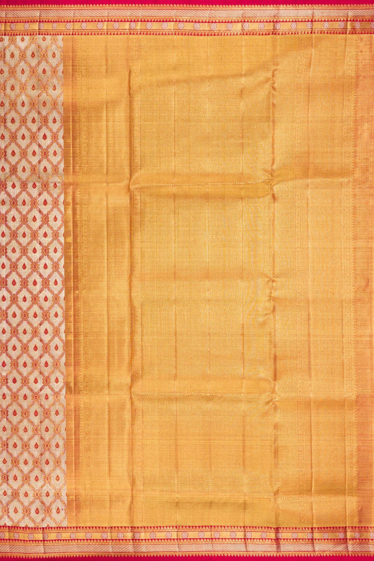 Close up image of the pallu of Gold Dual Tone Kanjivaram Tissue Saree with Zari Brocade on the body and Fancy Border. 