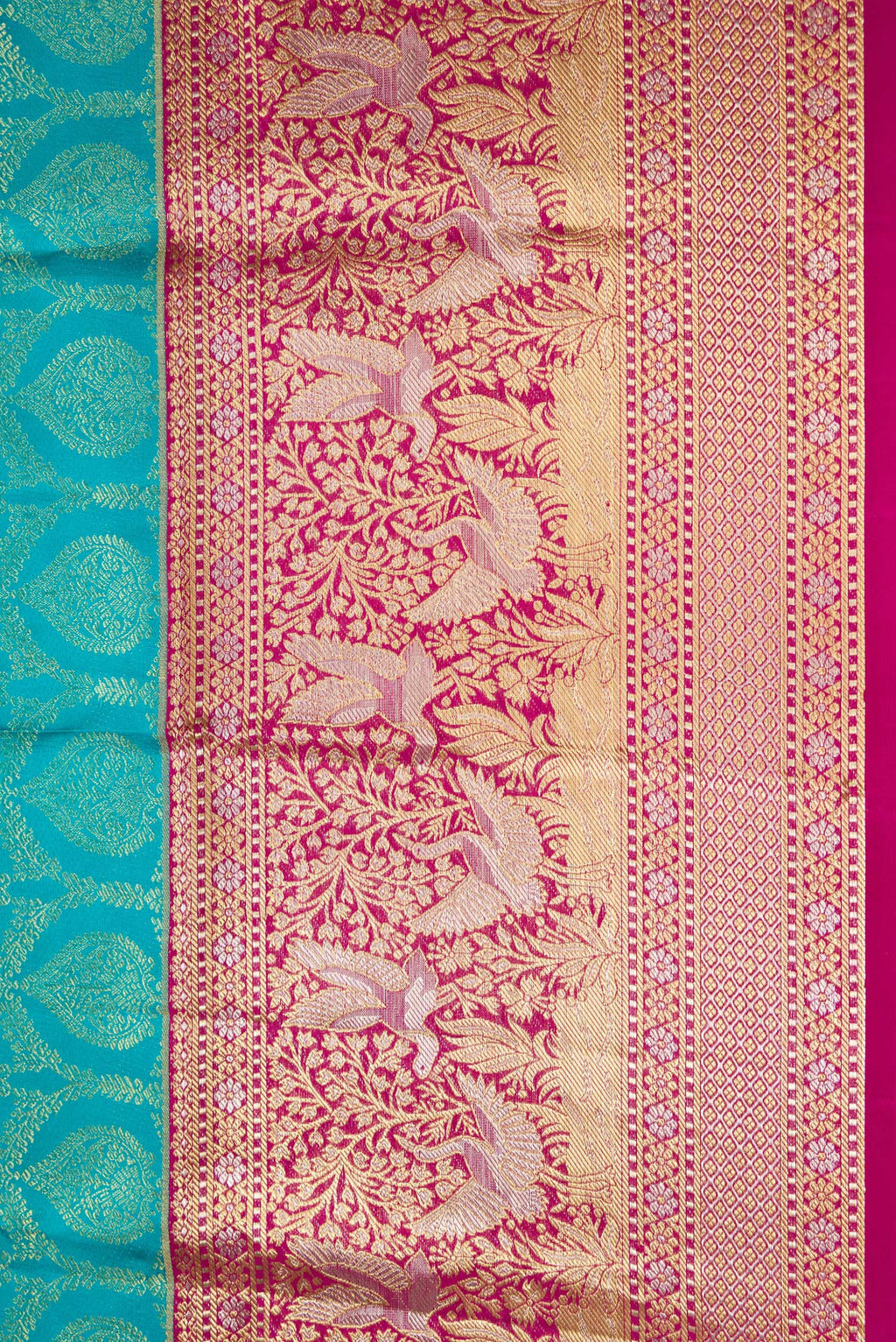 Border image of Green Dual Tone Kanjivaram Silk Saree with Zari Brocade on the body and Zari Border. 