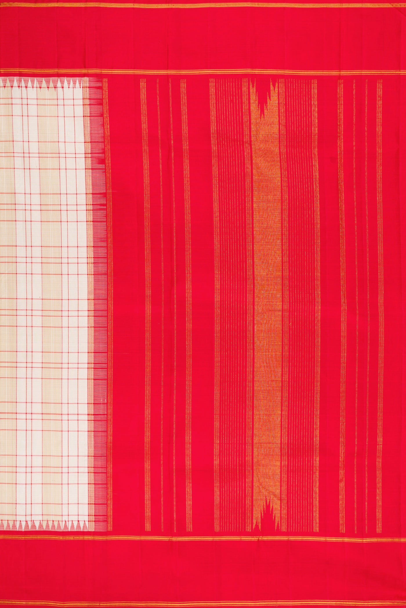 Close up image of the pallu of Cream Kanjivaram Silk Saree with Checked design on the body and Zari Border. 