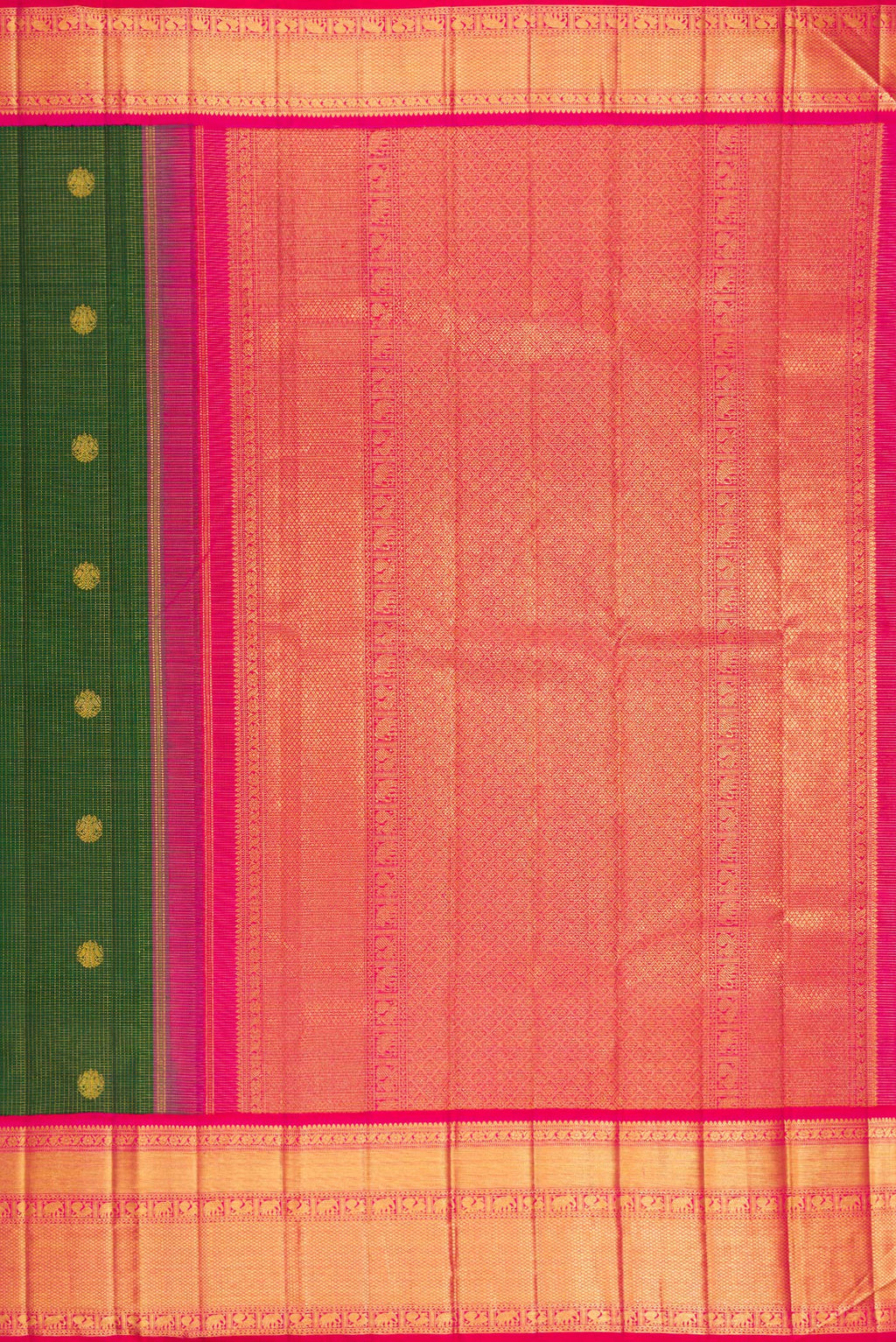 Close up image of the pallu of Bottle Green Kanchipuram Silk Saree with Checked design on the body and Zari Border. 