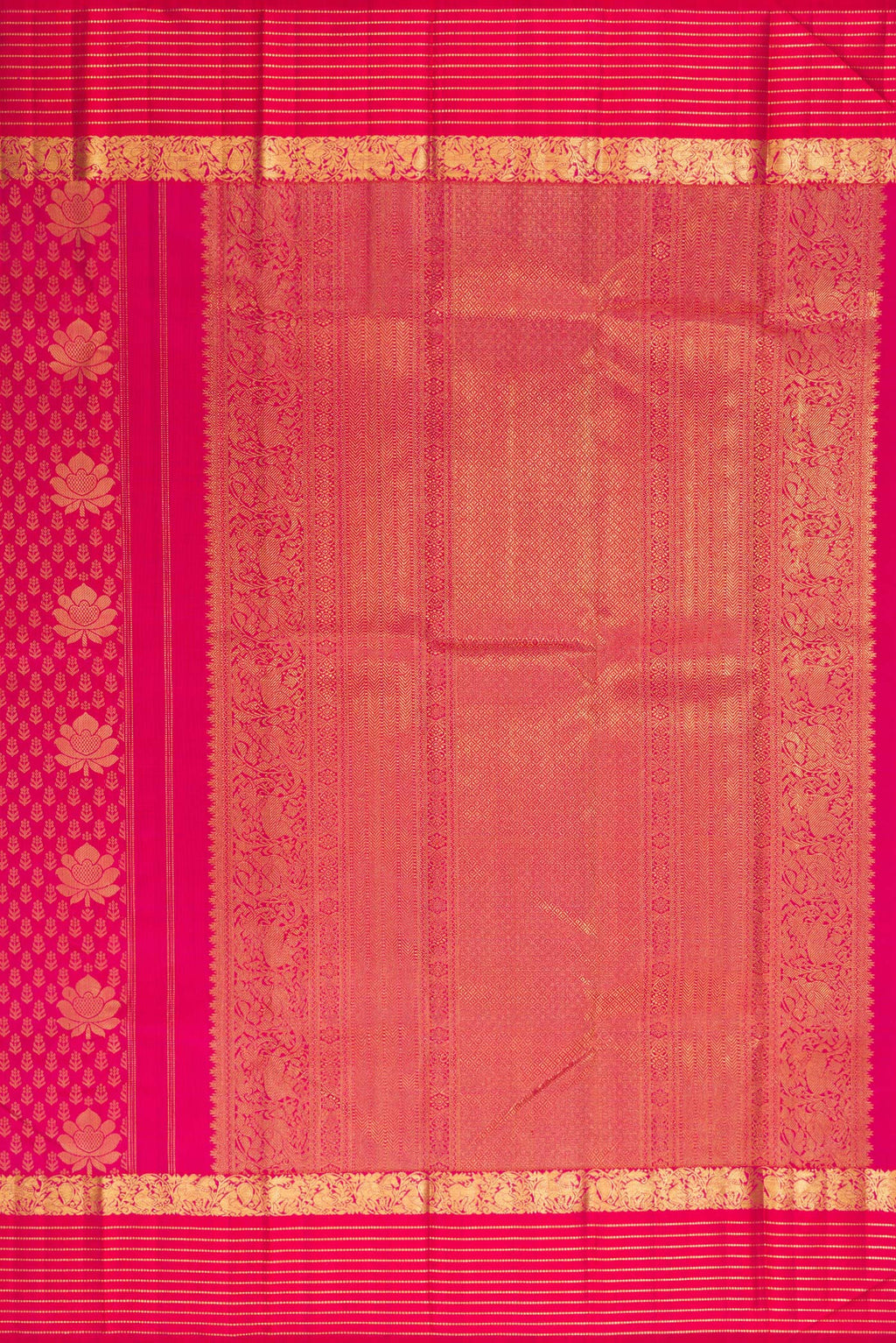 Close up image of the pallu of Pure Silk Pink Kanjivaram Saree with Jacquard With Zari Butta on the body and Zari Border. 