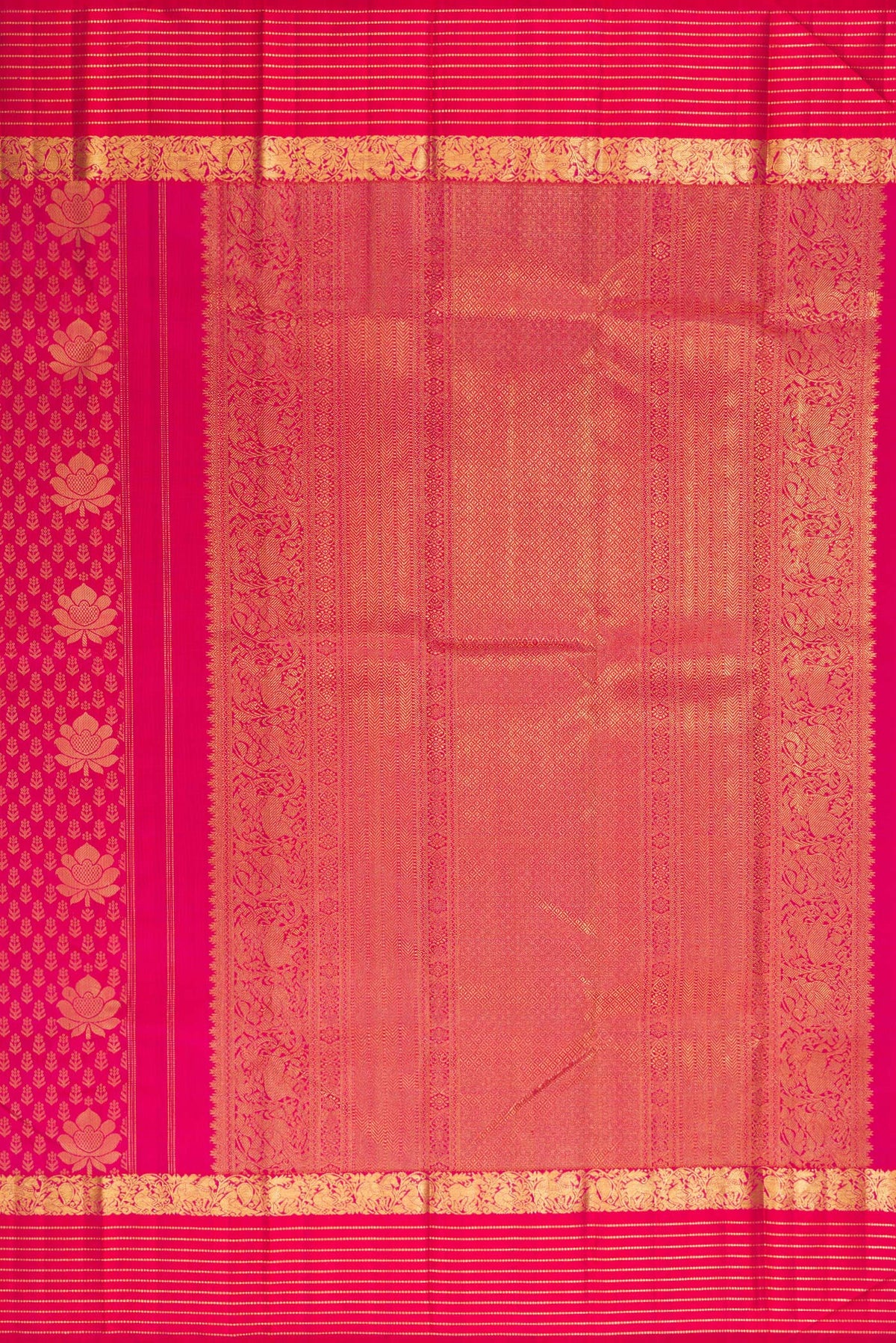 Close up image of the pallu of Pure Silk Pink Kanjivaram Saree with Jacquard With Zari Butta on the body and Zari Border. 
