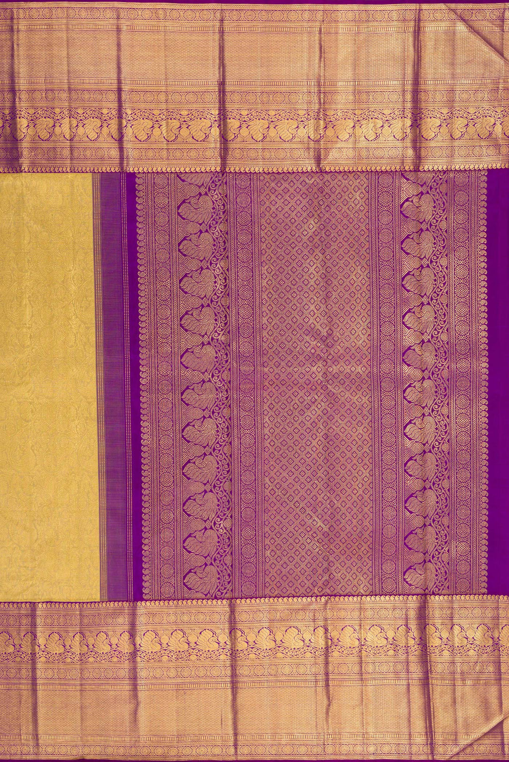 Close up image of the pallu of Pure Silk Gold Kanchipuram Saree with Zari Brocade on the body and Zari Border. 