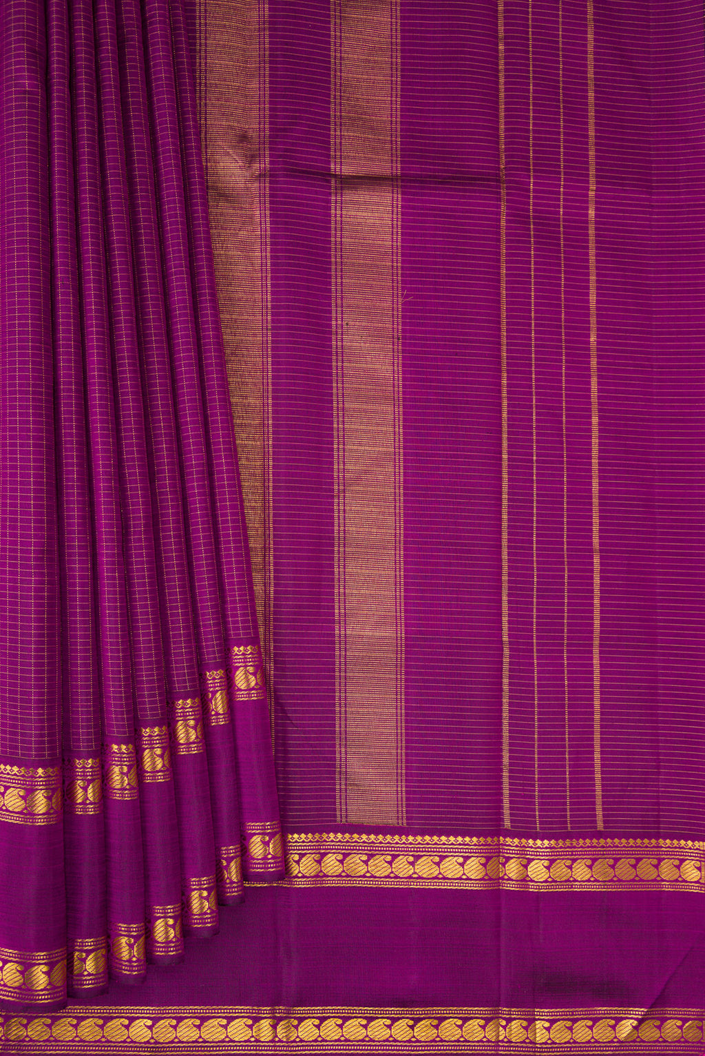 Pleats and pallu of Pure Silk Purple Kanchipuram Saree with Checked design on the body and Zari Border. 