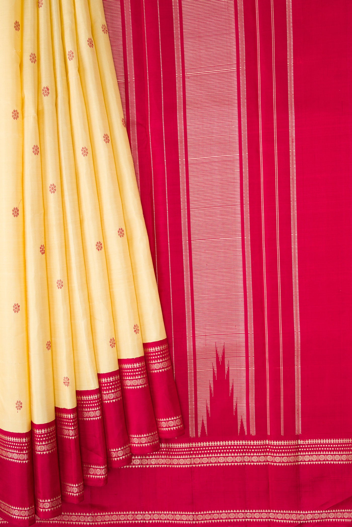 Pleats and pallu of Sandal Kanjivaram Silk Saree with Thread Butta on the body and Thread Border. 