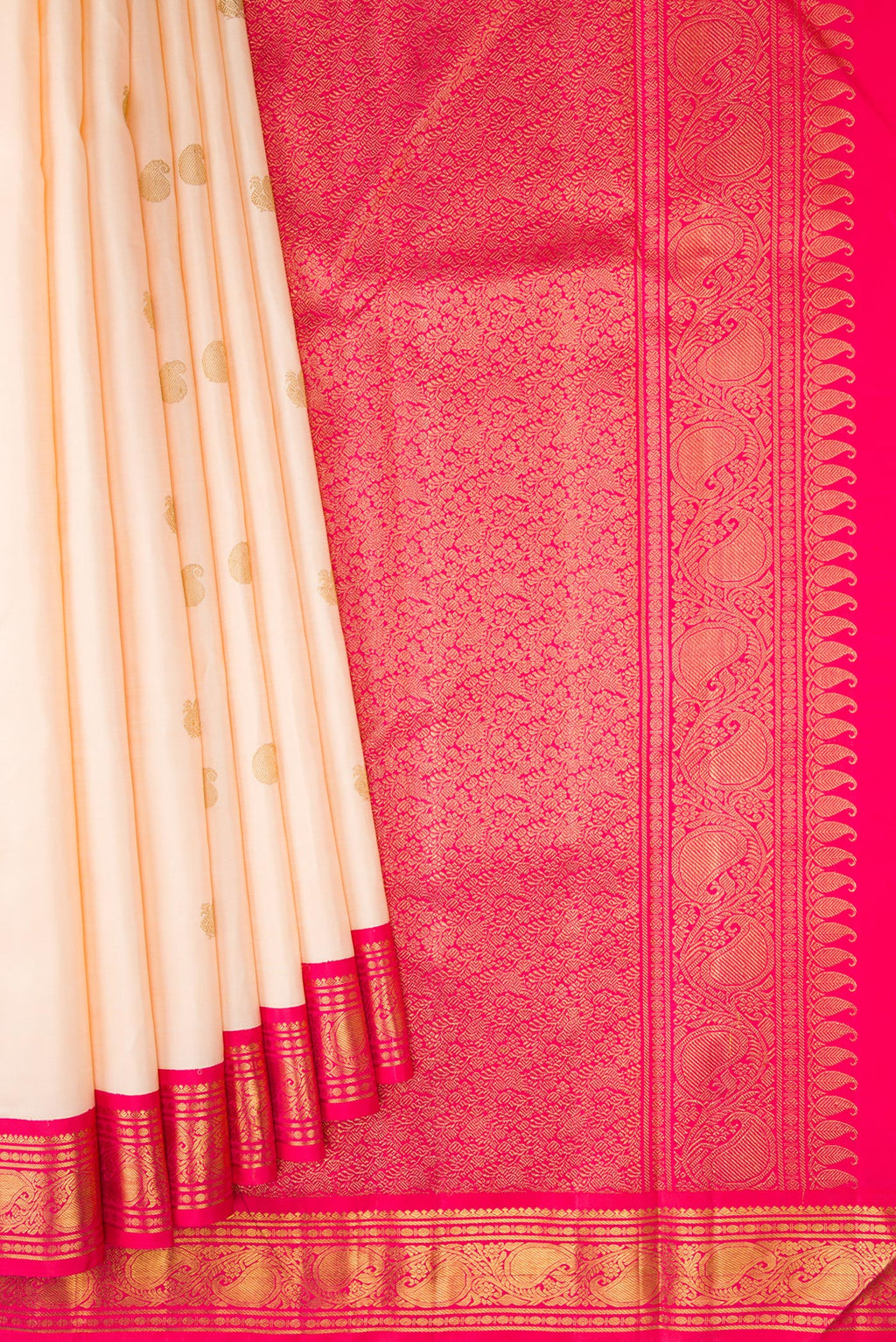 Pleats and pallu of Pure Silk Pure Zari Cream Dual Tone Kanjivaram Saree with Zari Butta on the body and Zari Border. 