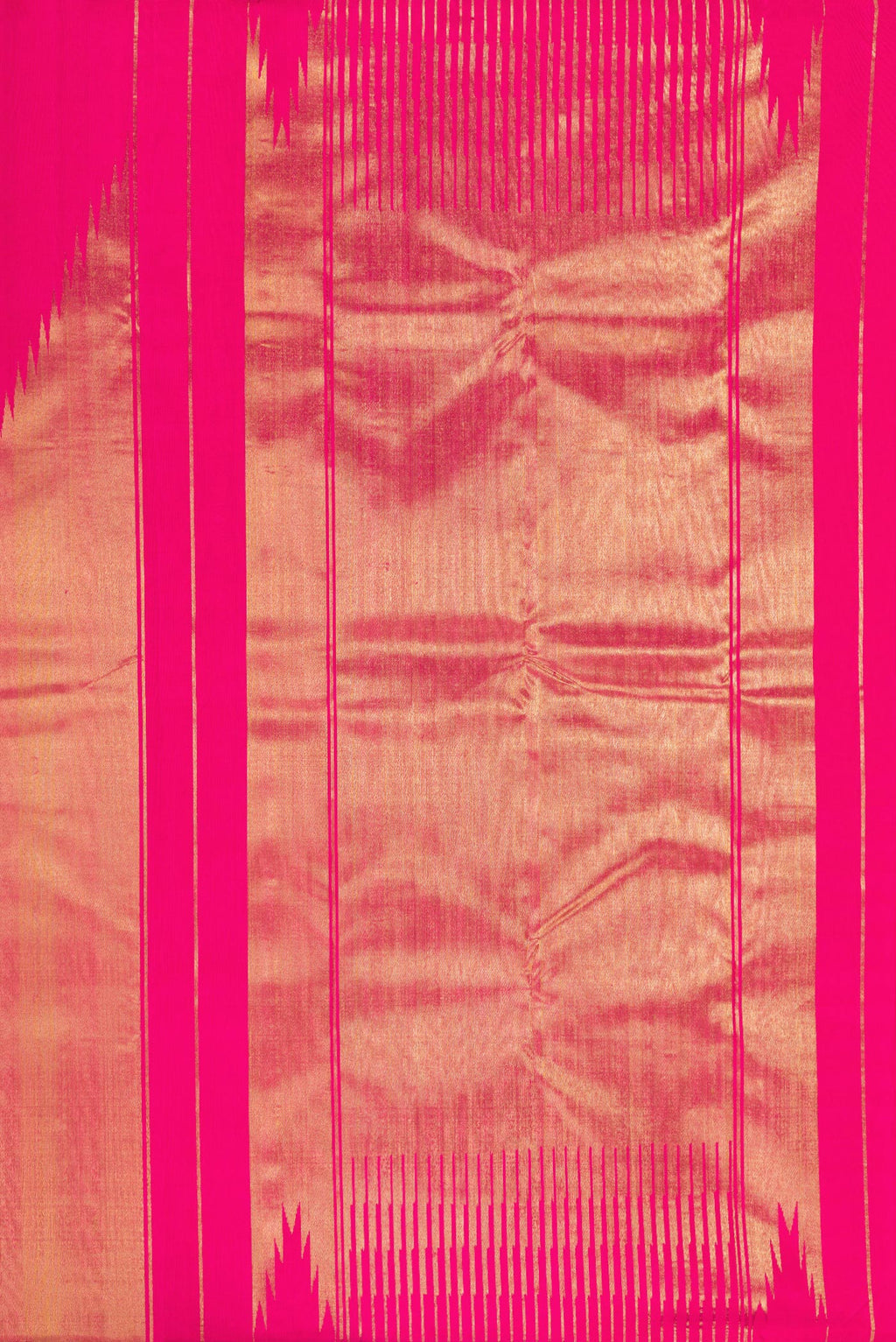 Close up image of the pallu of Pure Silk Pure Zari Pink Kanjivaram Saree with Plain Body and Rising Temple Border. 