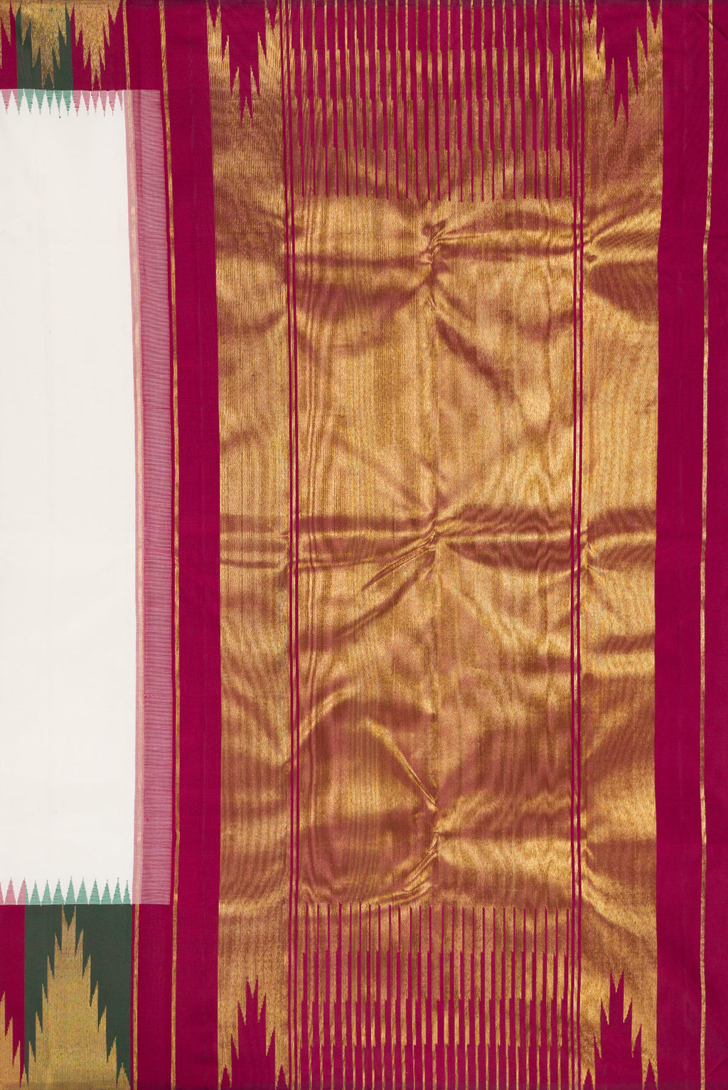 Close up image of the pallu of Pure Silk Pure Zari White Kanjivaram Saree with Plain Body and Temple Border. 