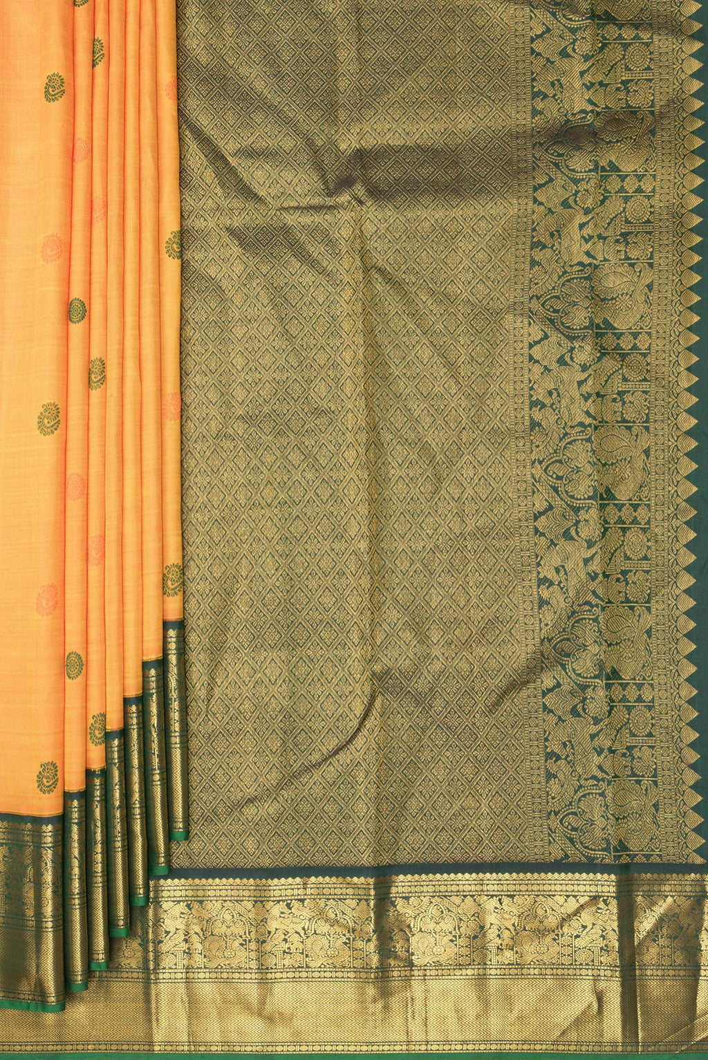 Pleats and pallu of Pure Silk Orange Kanjivaram Saree with Thread Butta on the body and Zari Border. 