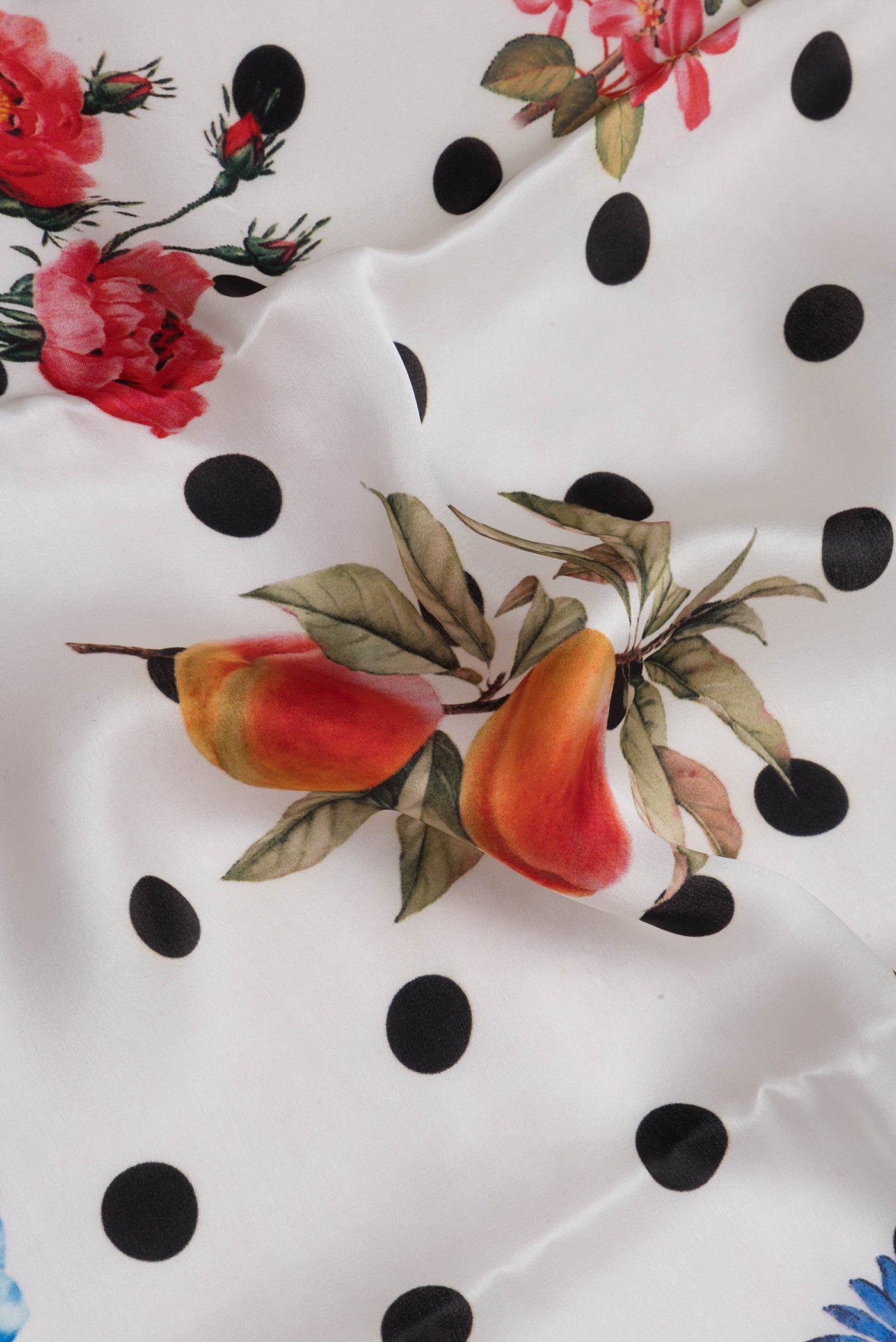 Close up of White Crepe Saree with Polka Dots on the body and Without Border.  displaying folds