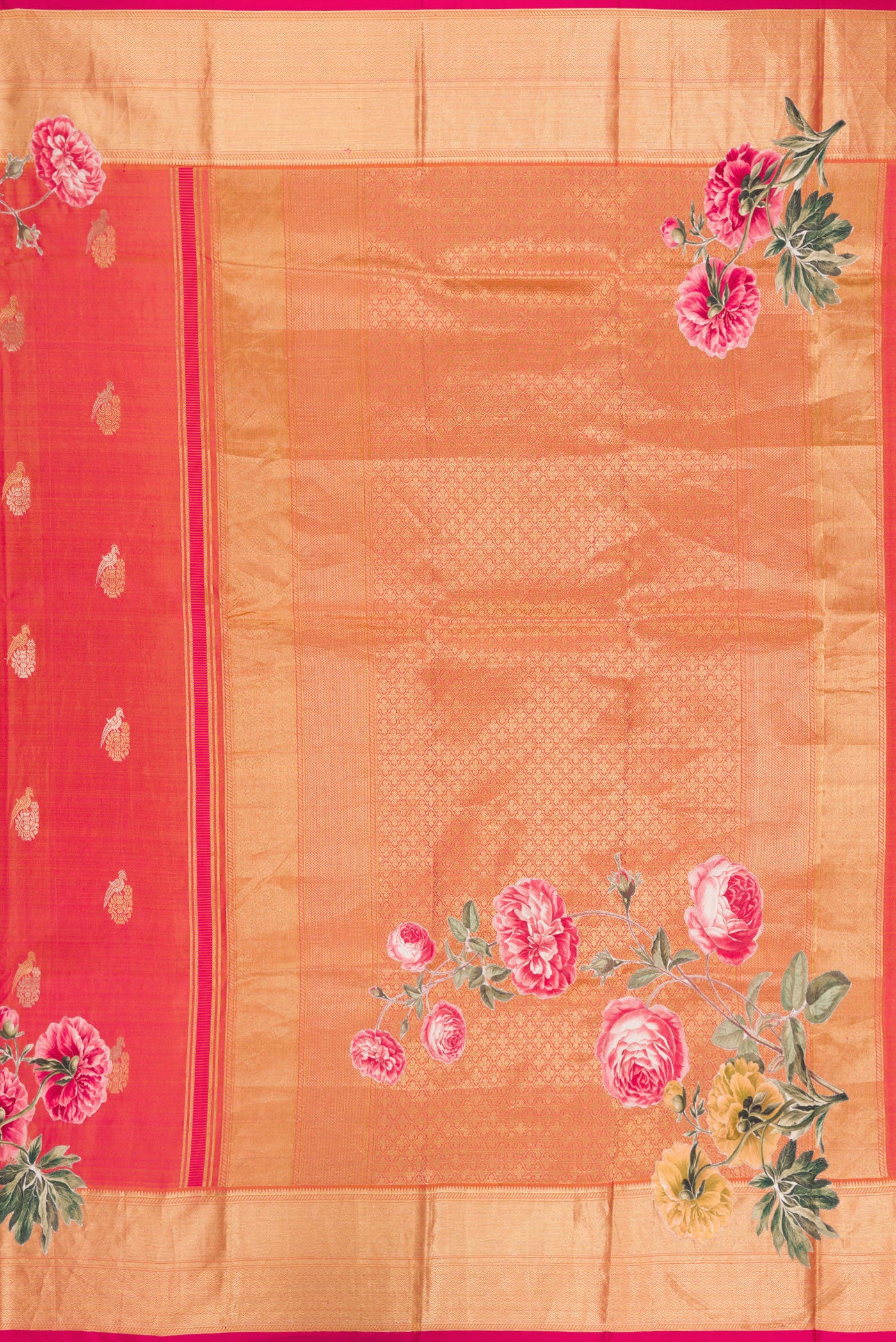 Close up image of the pallu of Coral Dual Tone Kanjivaram Silk Saree with Zari Butta on the body and Fancy Border. 