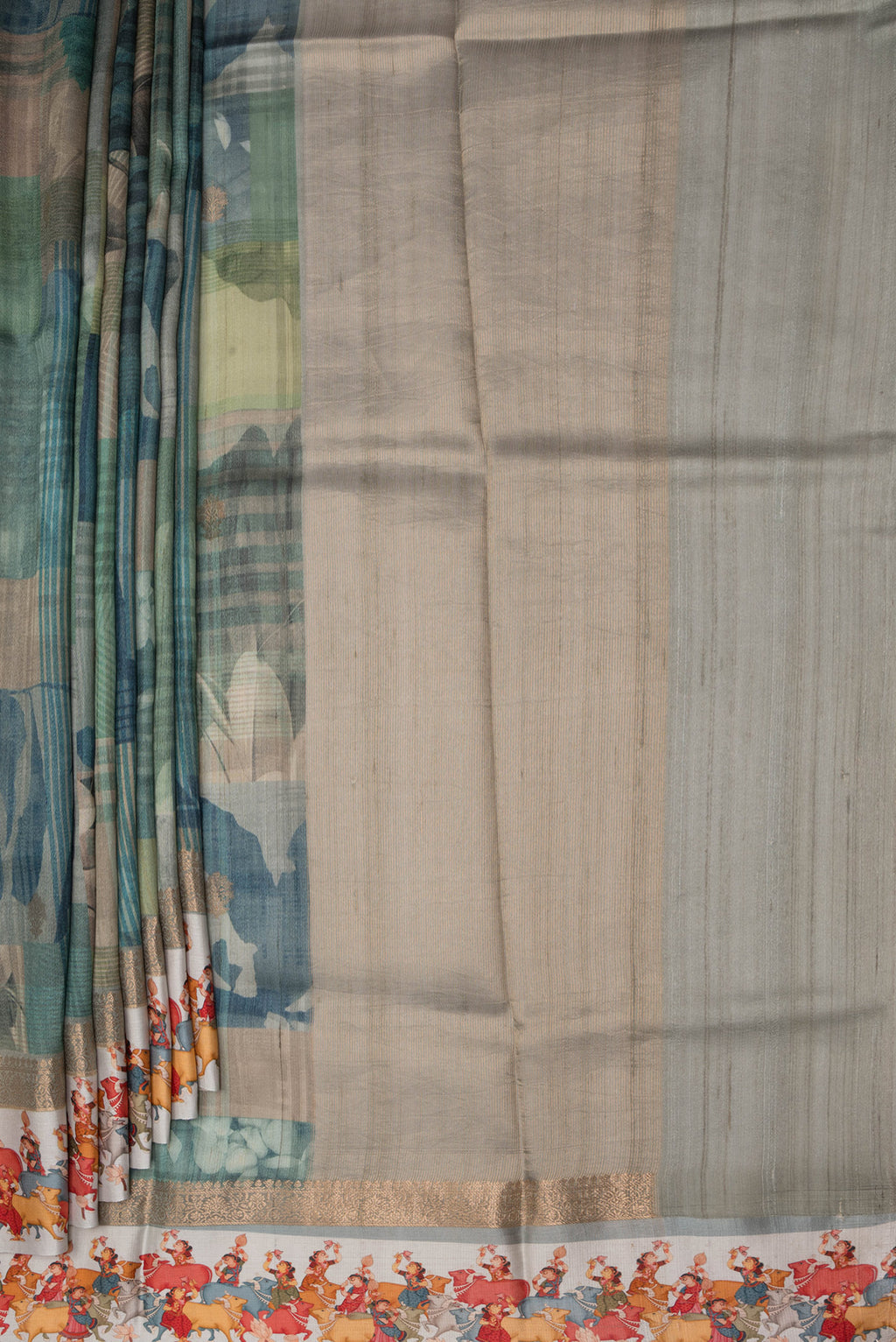 Pleats and pallu of Pure Silk Multi Color Tussar Saree with Printed design on the body and Fancy Border. 