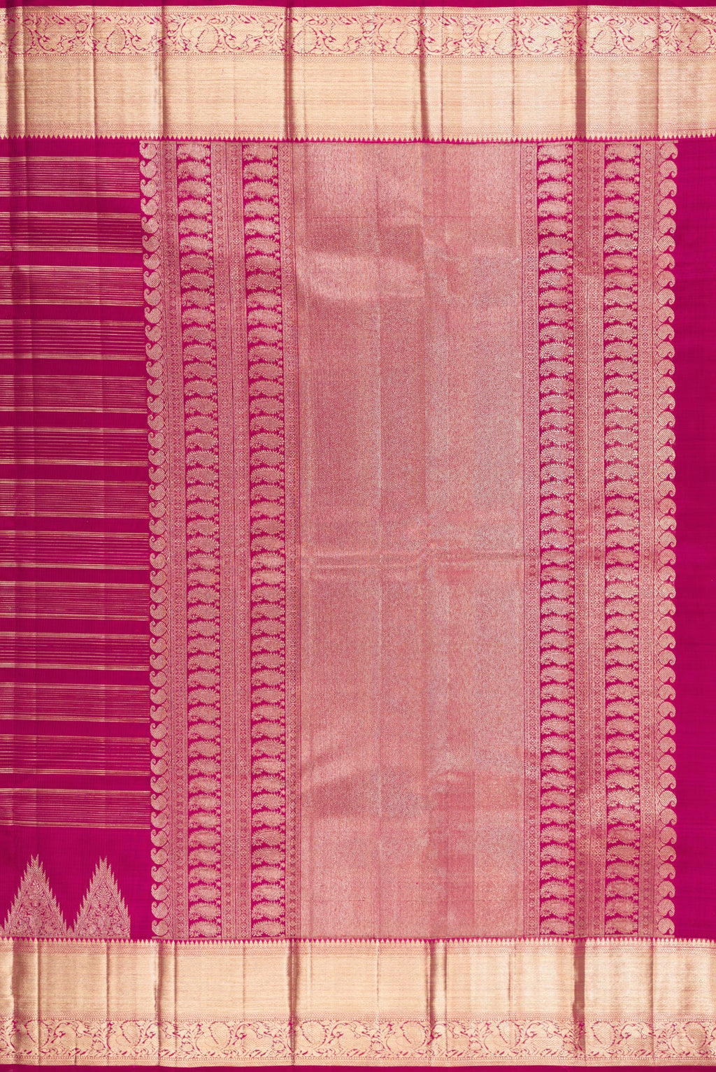 Close up image of the pallu of Magenta Kanchipuram Silk Saree with Stripes on the body and Fancy Border. 