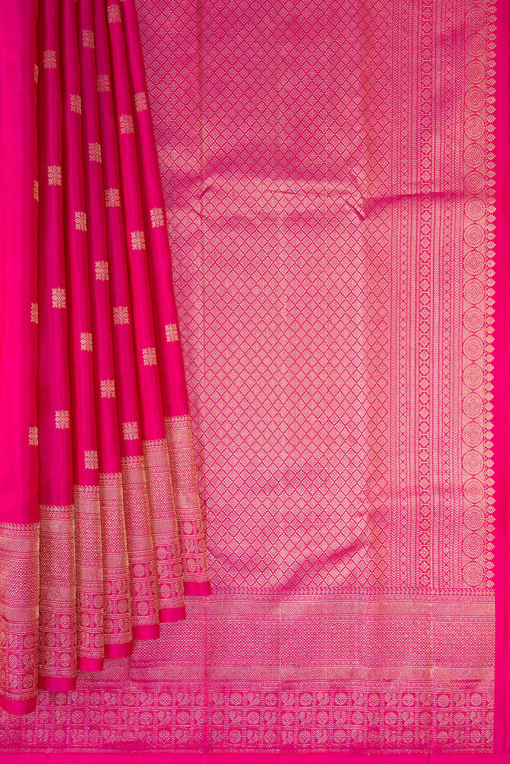 Pleats and pallu of Dark Pink Kanjivaram Silk Saree with Zari Butta on the body and Fancy Border. 