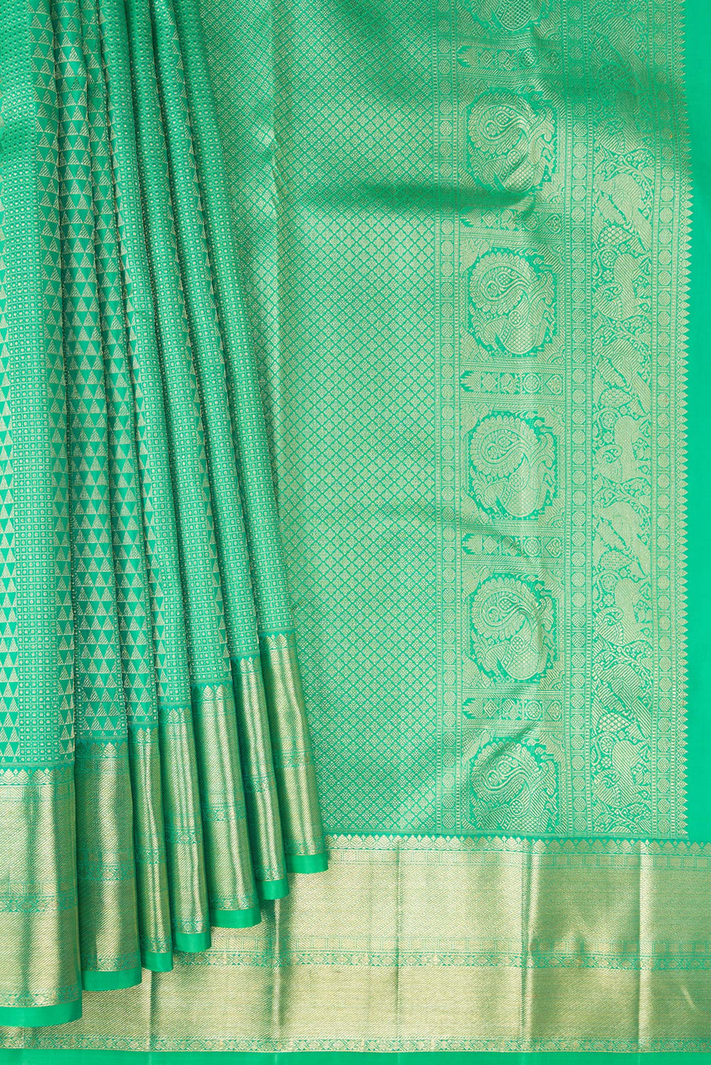 Pleats and pallu of Sea Green Kanchipuram Silk Saree with Zari Brocade on the body and Zari Border. 