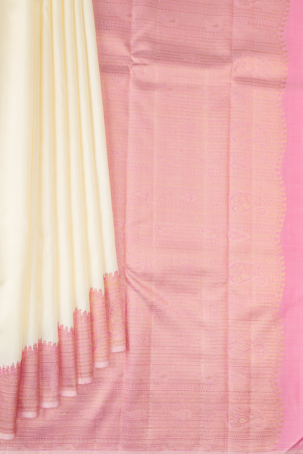 Pleats and pallu of Pure Silk Pure Zari Off White Kanjivaram Saree with Plain Body and Fancy Border. 