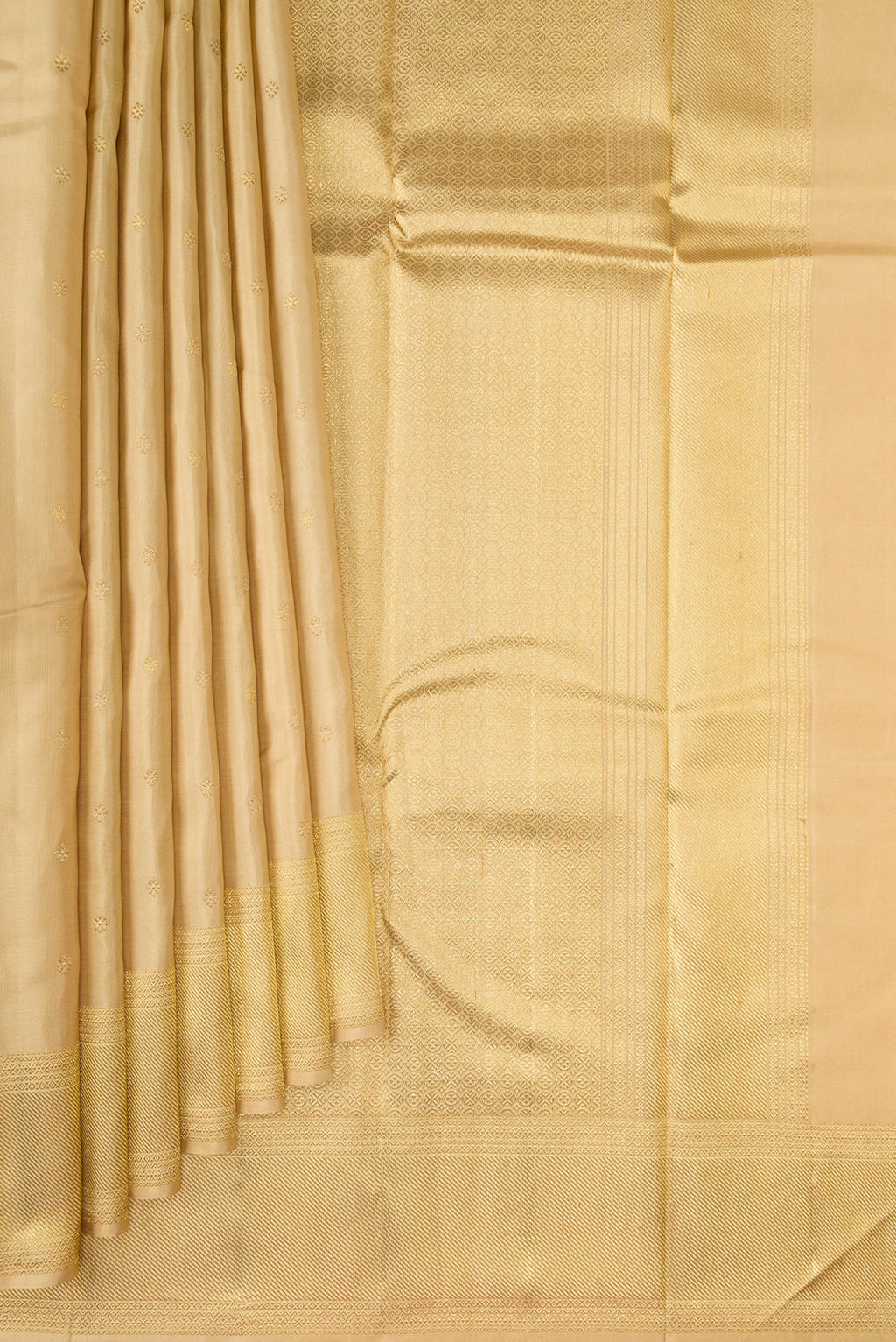 Pleats and pallu of Pure Silk Pure Zari Dark Beige Kanjivaram Saree with Zari Butta on the body and Zari Border. 