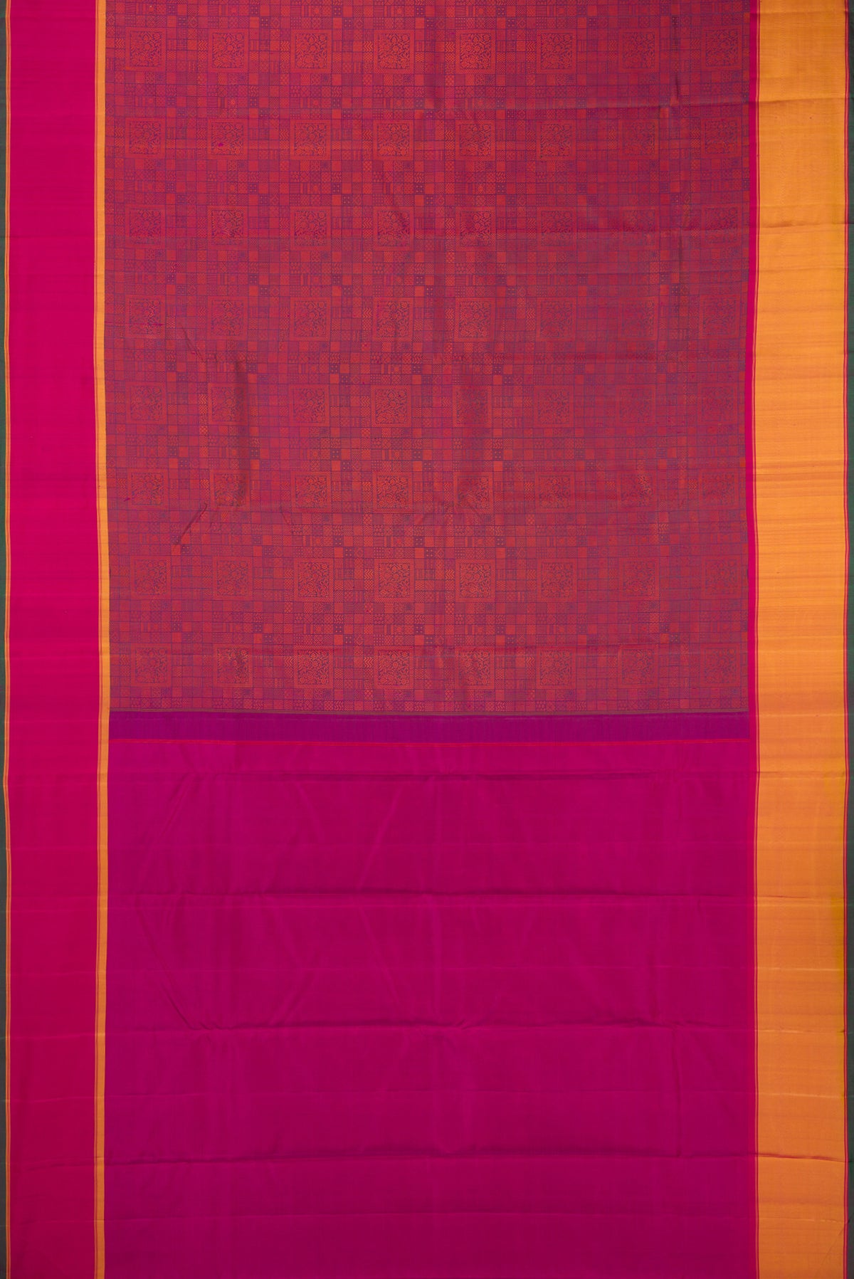 Flat view of Pure Silk Magenta Dual Tone Kanjivaram Saree with Jacquard design on the body and Ganga Jamuna Border. 