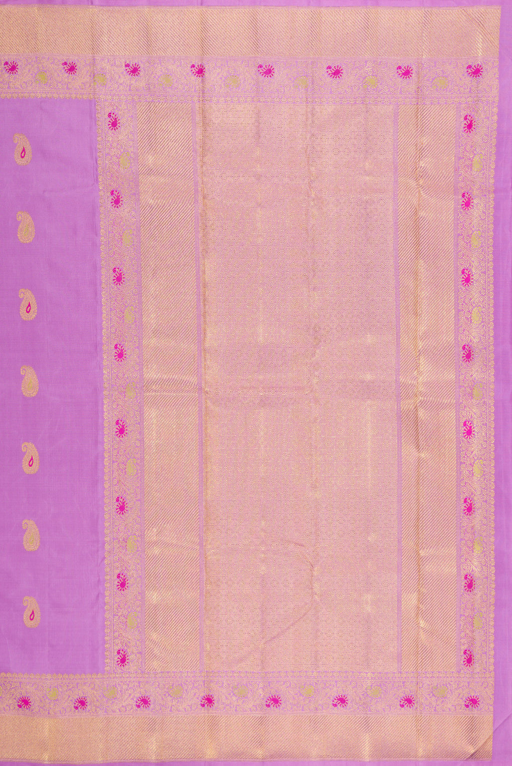 Close up image of the pallu of Pure Silk Pure Zari Lavender Kanjivaram Saree with Zari And Thread Butta on the body and Fancy Border. 