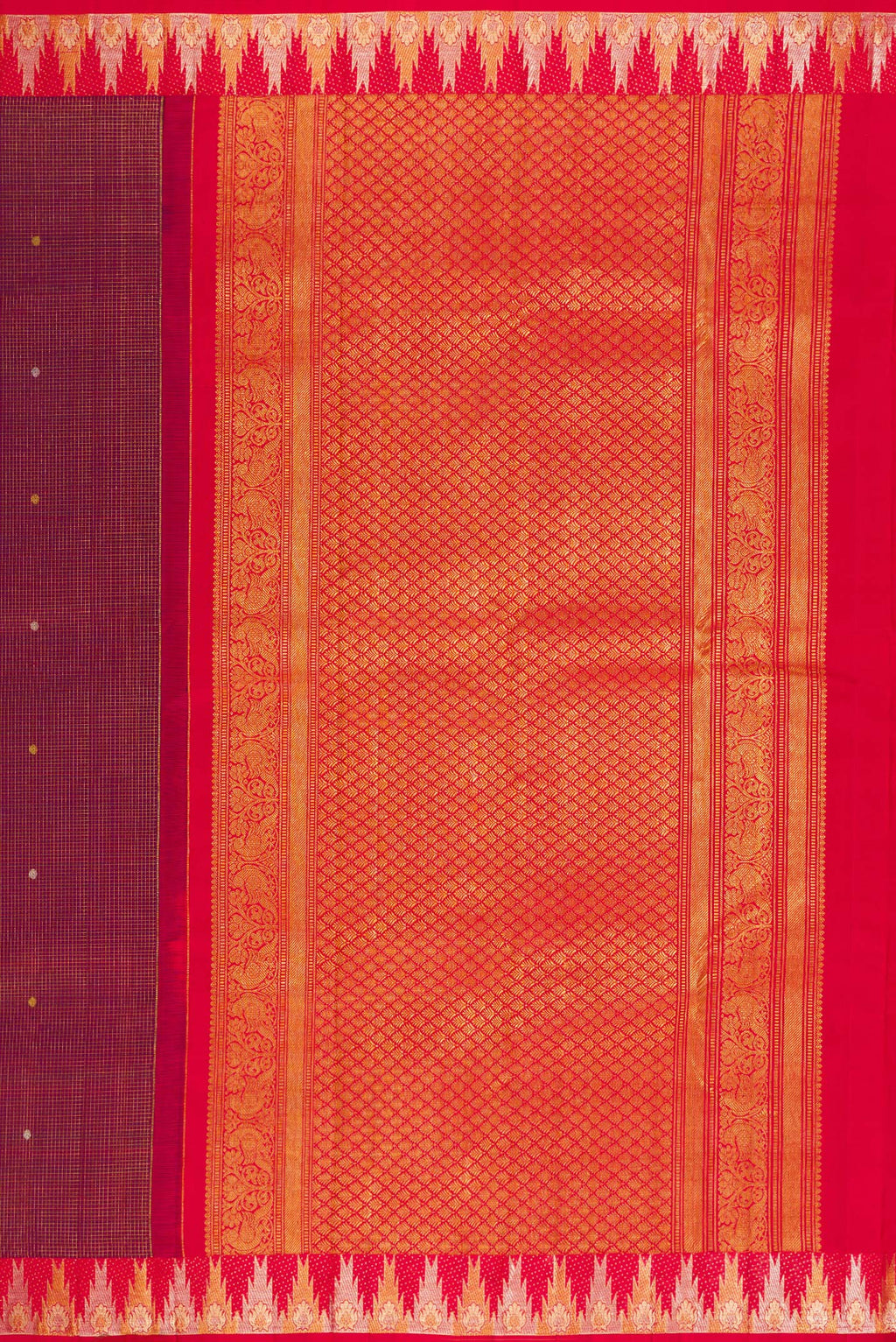 Close up image of the pallu of Maroon Kanjivaram Silk Saree with Checked design on the body and Temple Border. 