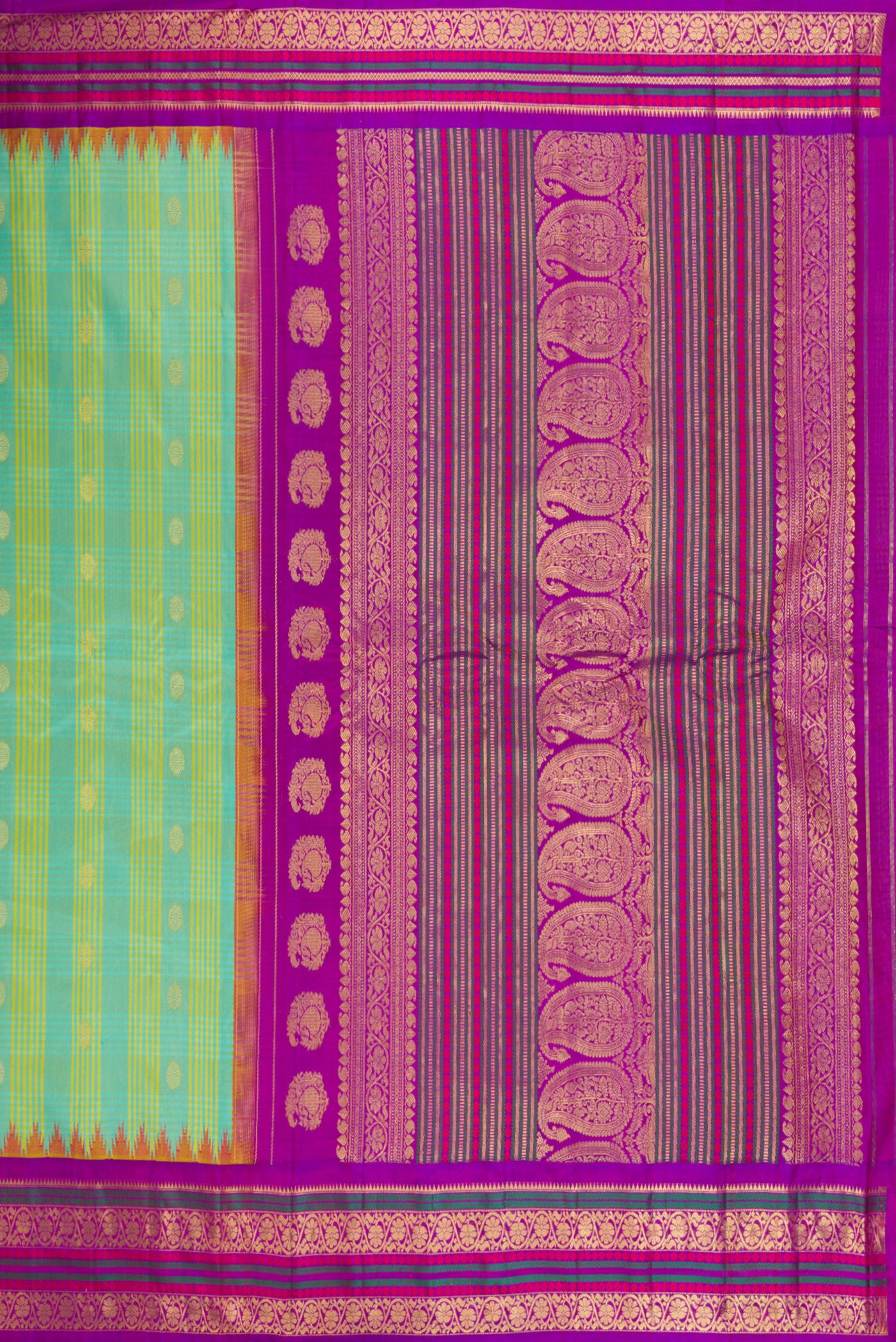 Close up image of the pallu of Sea Green Gadwal Silk Saree with Checked design on the body and Zari Border. 