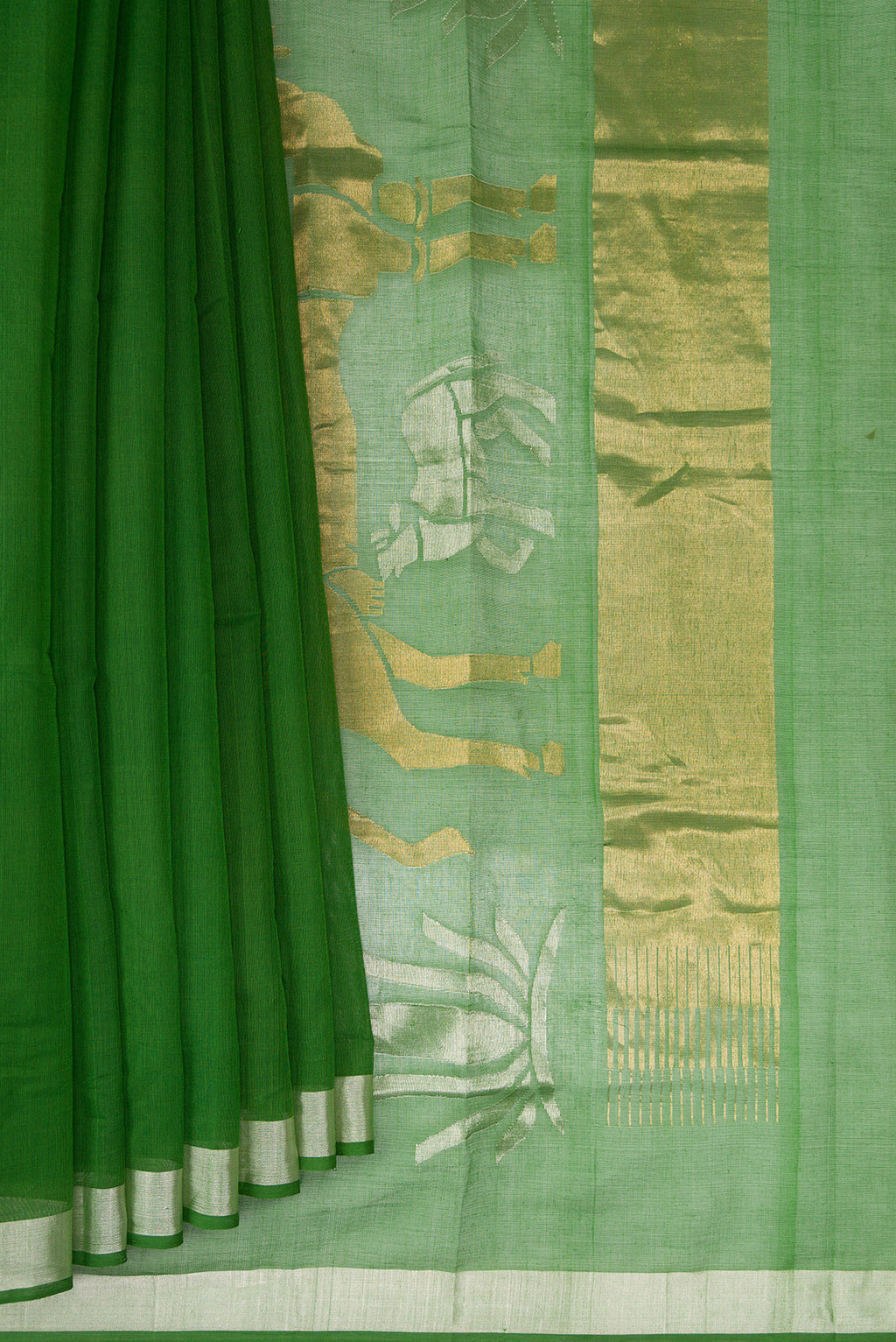 Pleats and pallu of Green Uppada Cotton Saree with Plain Body and Zari Border. 