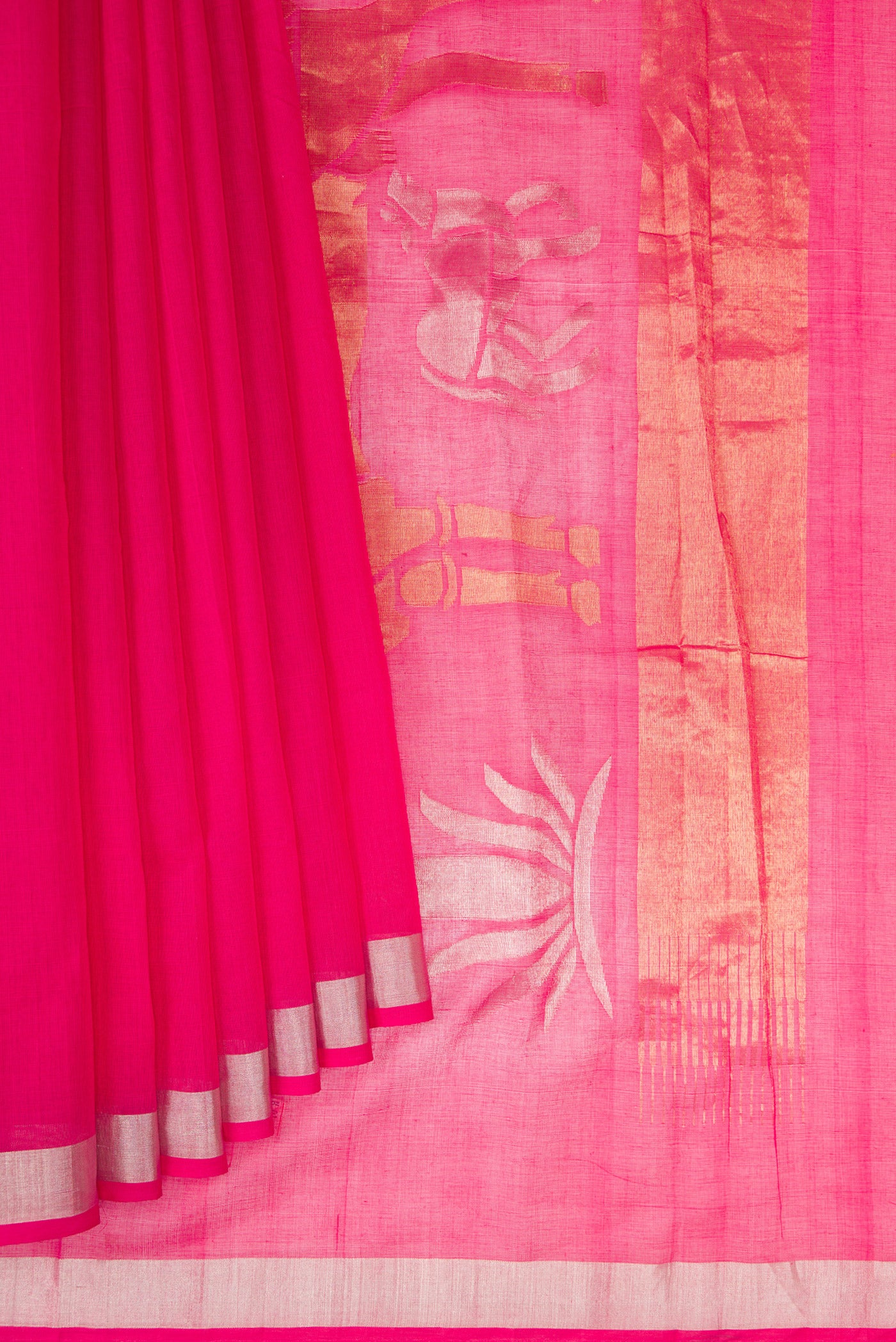Pleats and pallu of Pink Uppada Cotton Saree with Plain Body and Zari Border. 