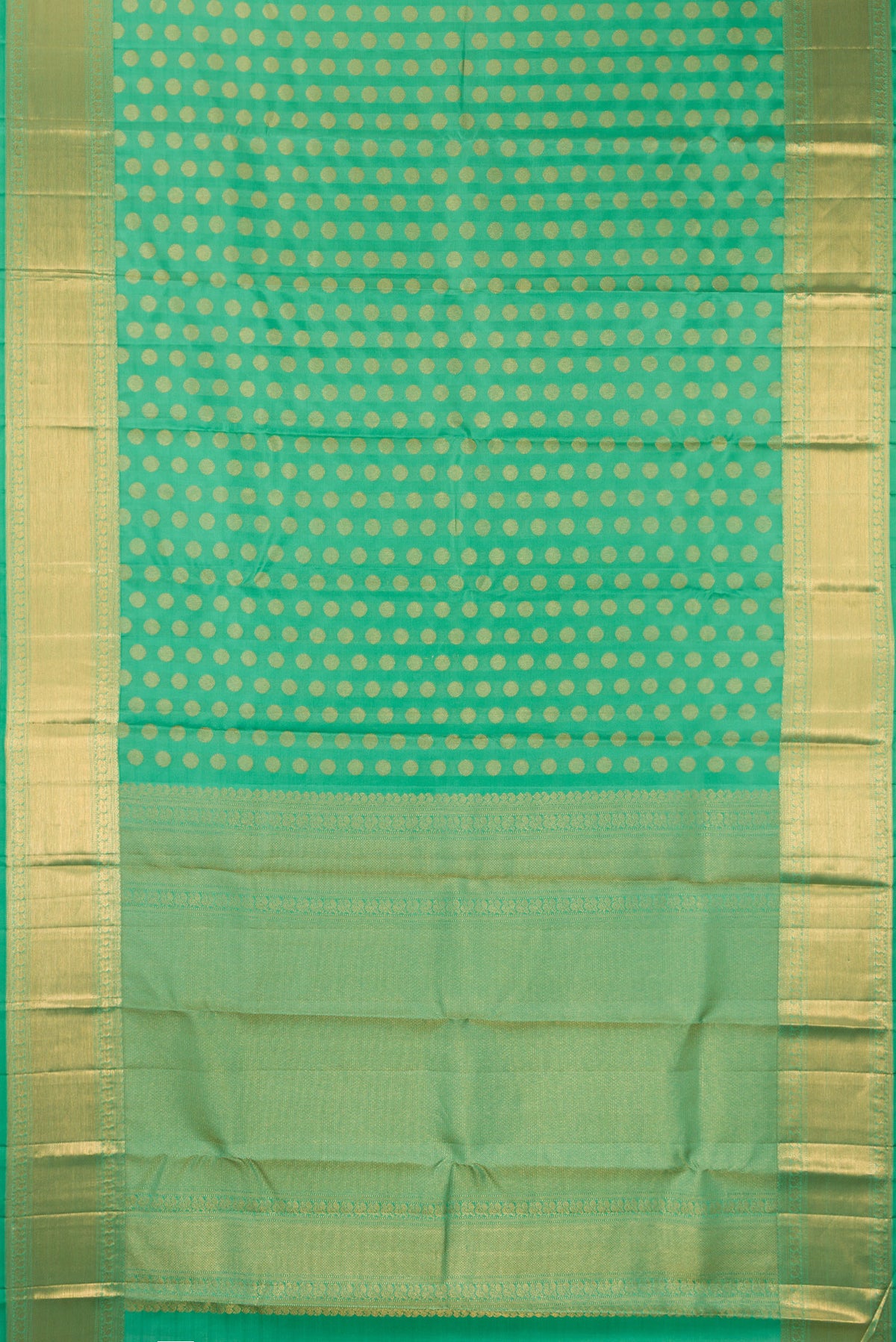 Flat view of Pure Silk Green Kanchipuram Saree with Zari Butta on the body and Zari Border. 