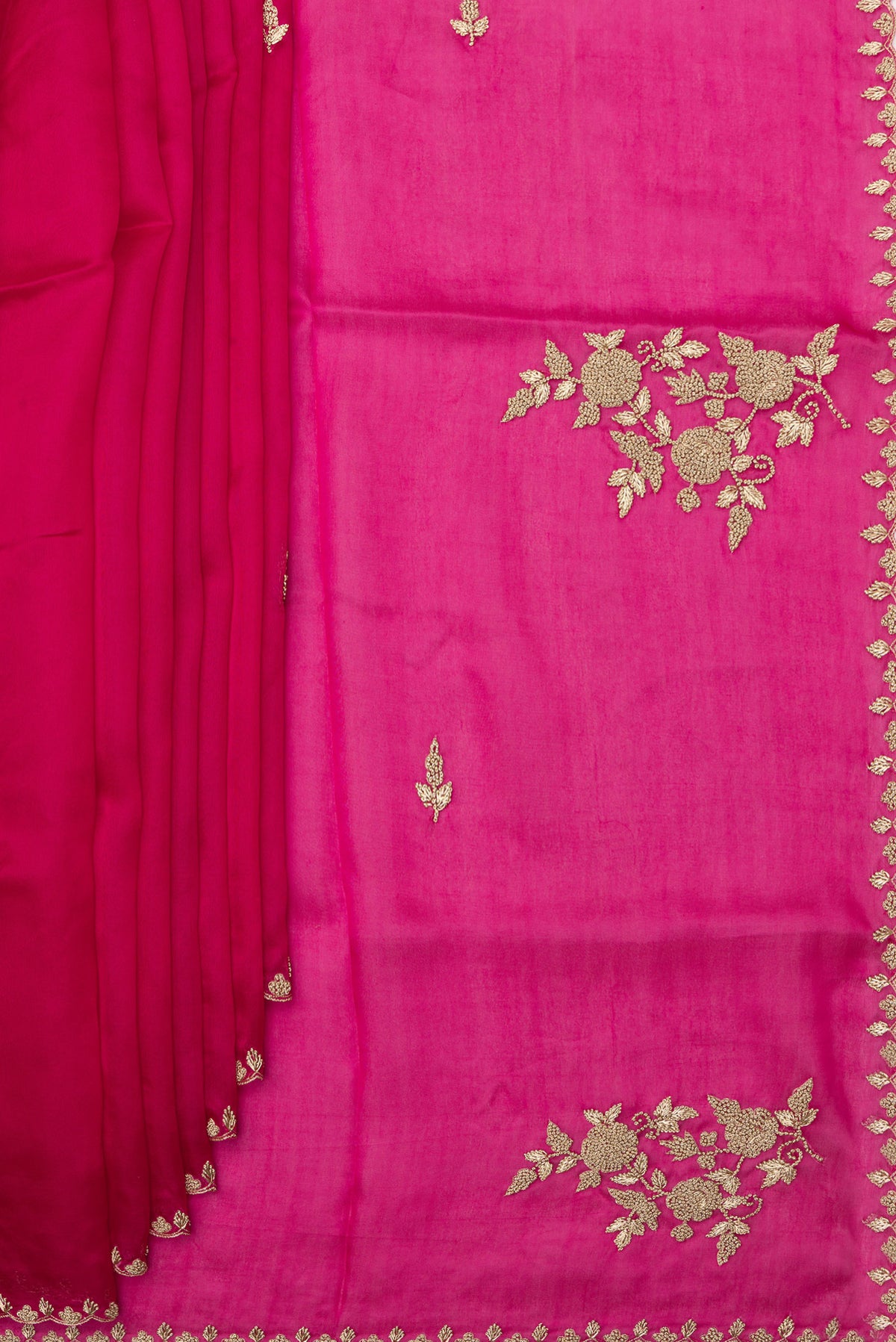 Pleats and pallu of Dark Pink Dual Tone Organza Saree with Embroidery on the body and Embroidery Border. 