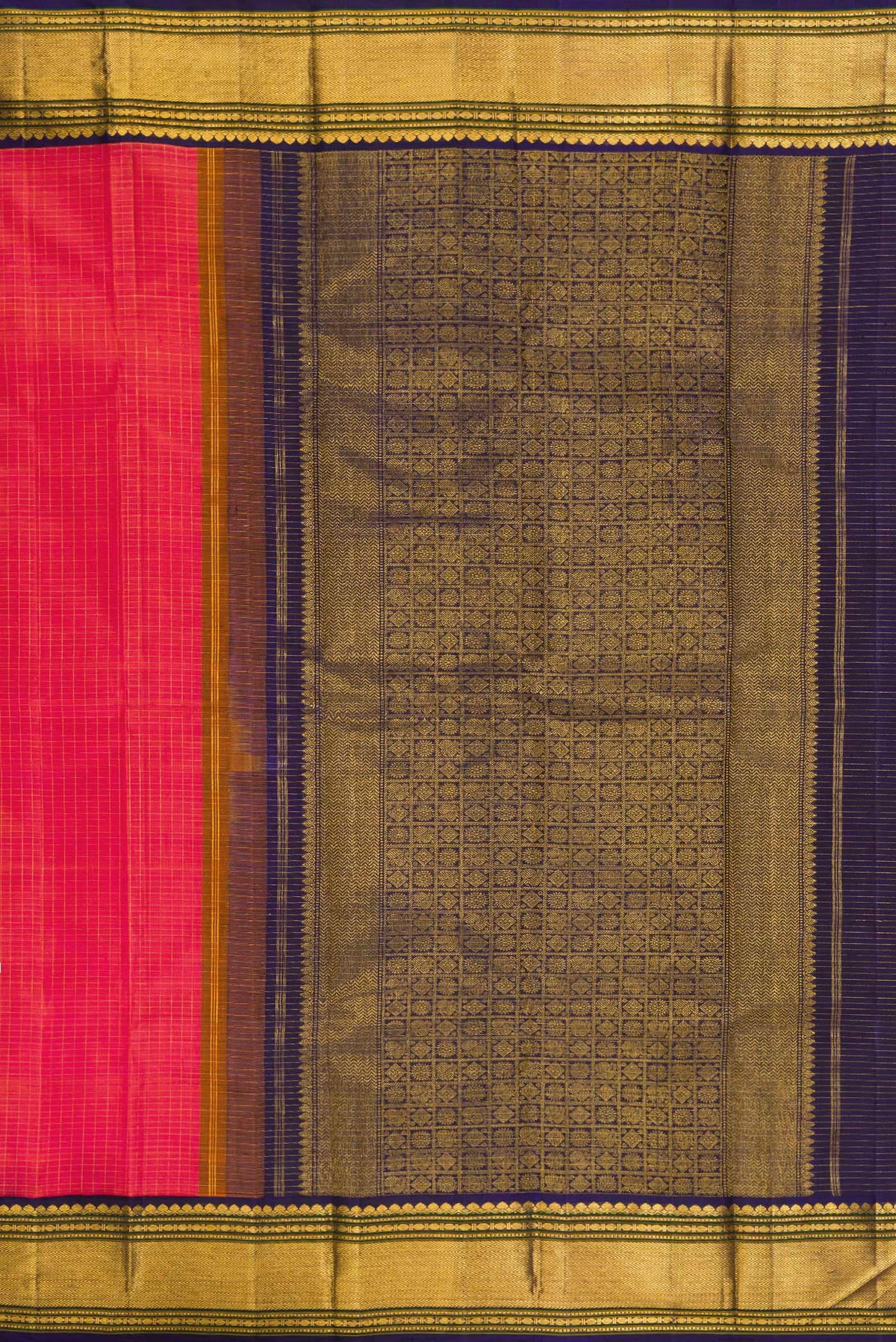 Close up image of the pallu of Pure Silk Coral Dual Tone Kanjivaram Saree with Checked design on the body and Fancy Border. 