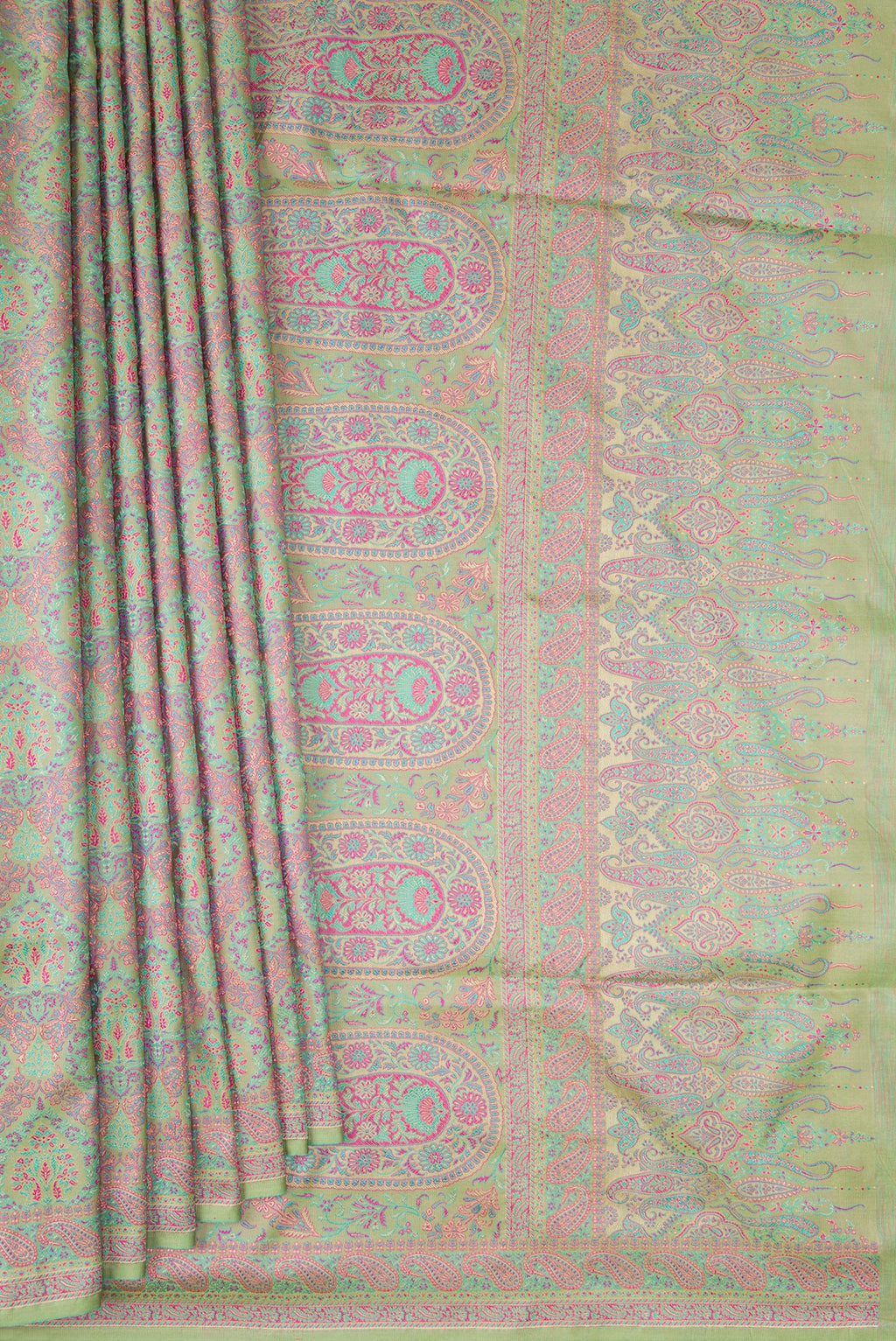Pleats and pallu of Pure Silk Pista Green Banarasi Saree with Jacquard design on the body and Thread Border. 
