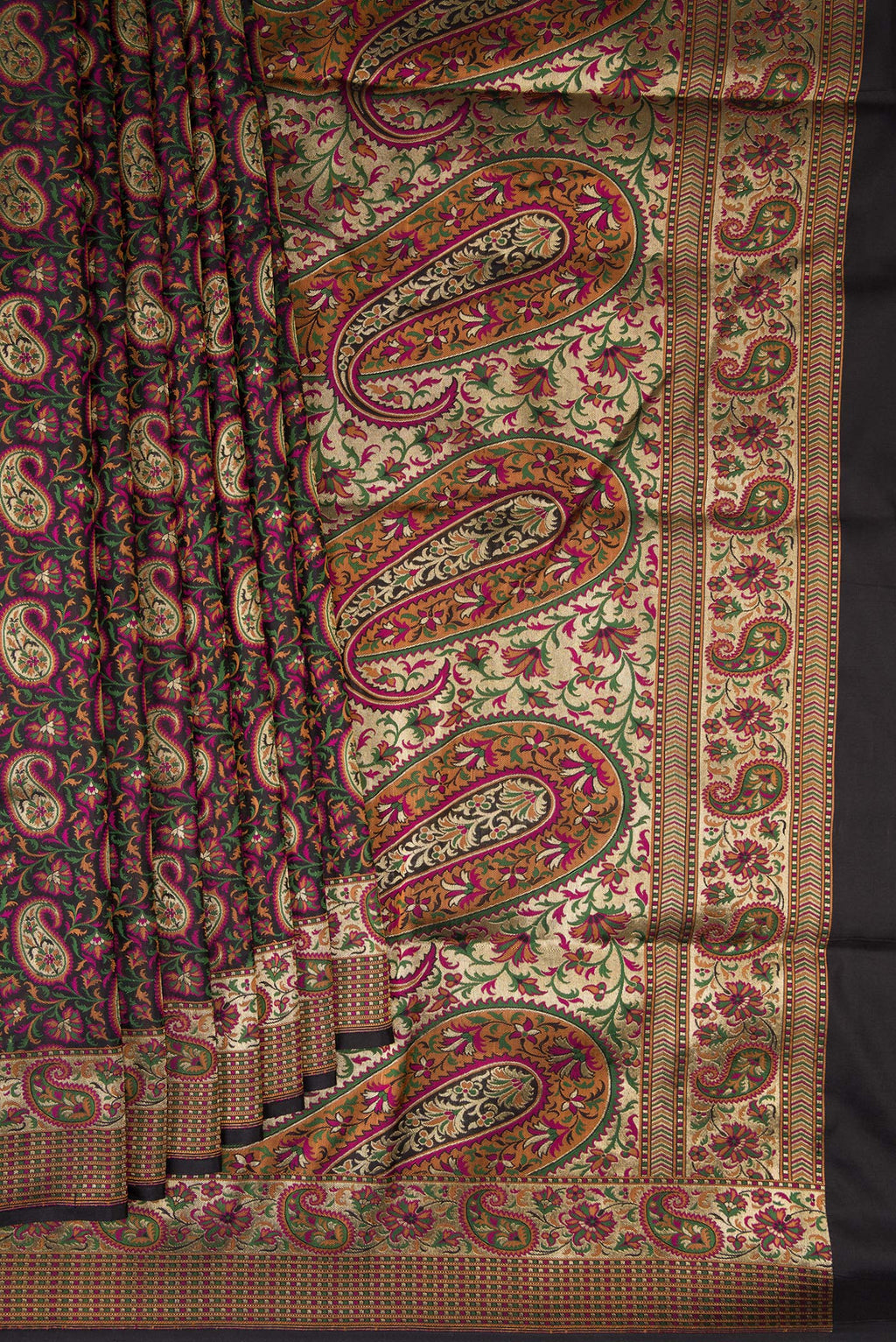 Pleats and pallu of Pure Silk Black Banarasi Jamavar Saree with Jacquard design on the body and Thread Border. 