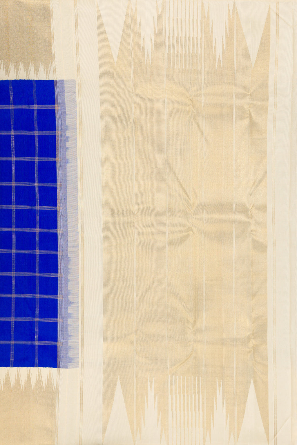 Close up image of the pallu of Pure Silk Pure Zari Royal Blue Kanjivaram Saree with Checked design on the body and Temple Border. 