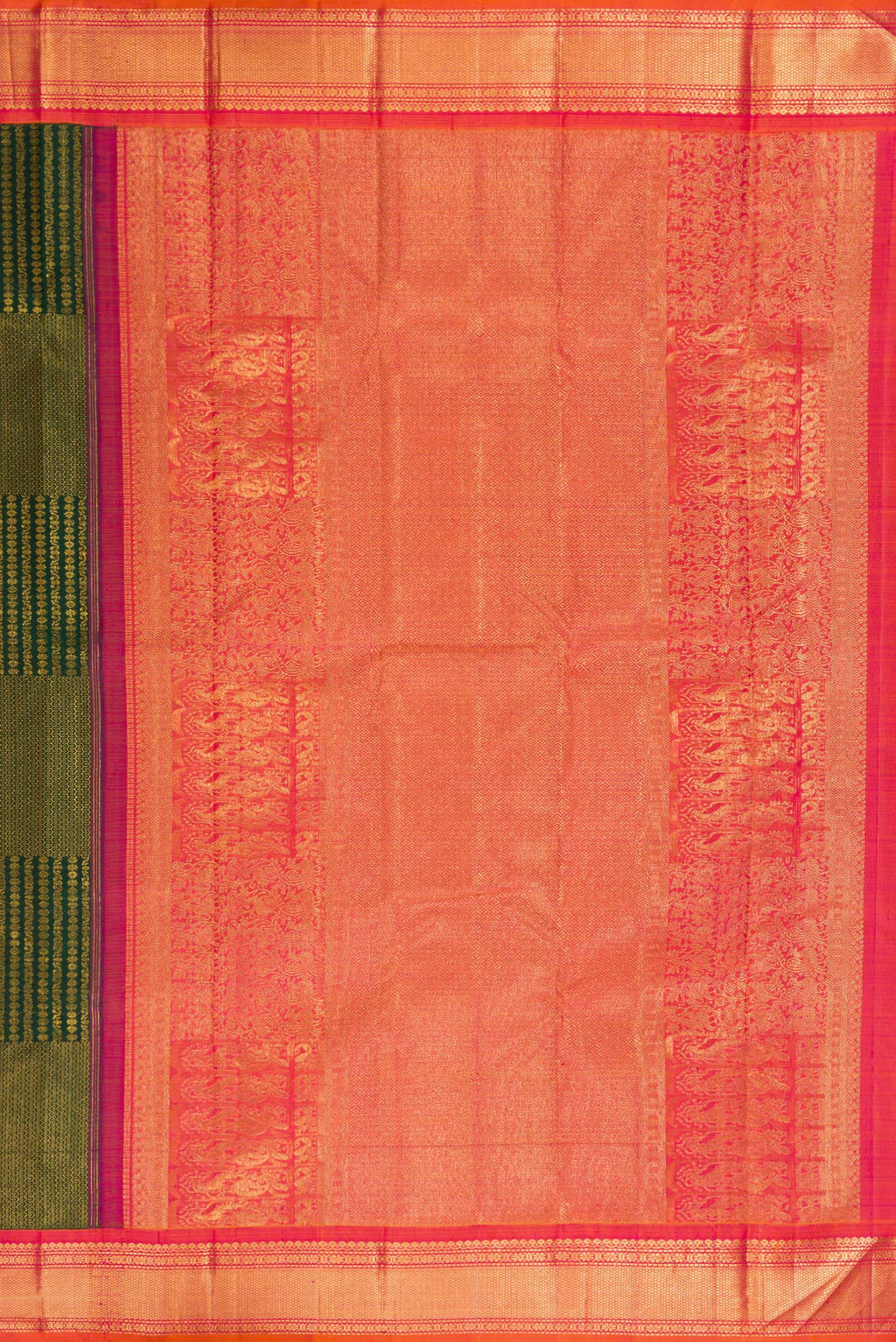 Close up image of the pallu of Pure Silk Bottle Green Kanchipuram Saree with Zari Brocade on the body and Zari Border. 