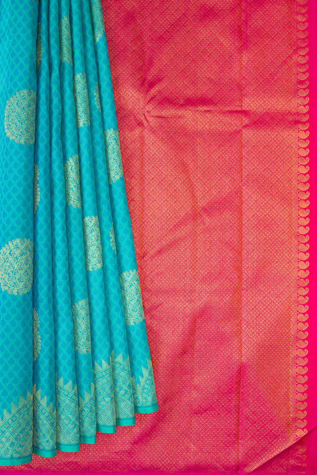 Pleats and pallu of Pure Silk Sky Blue Kanchipuram Saree with Jacquard With Zari Butta on the body and Fancy Border. 