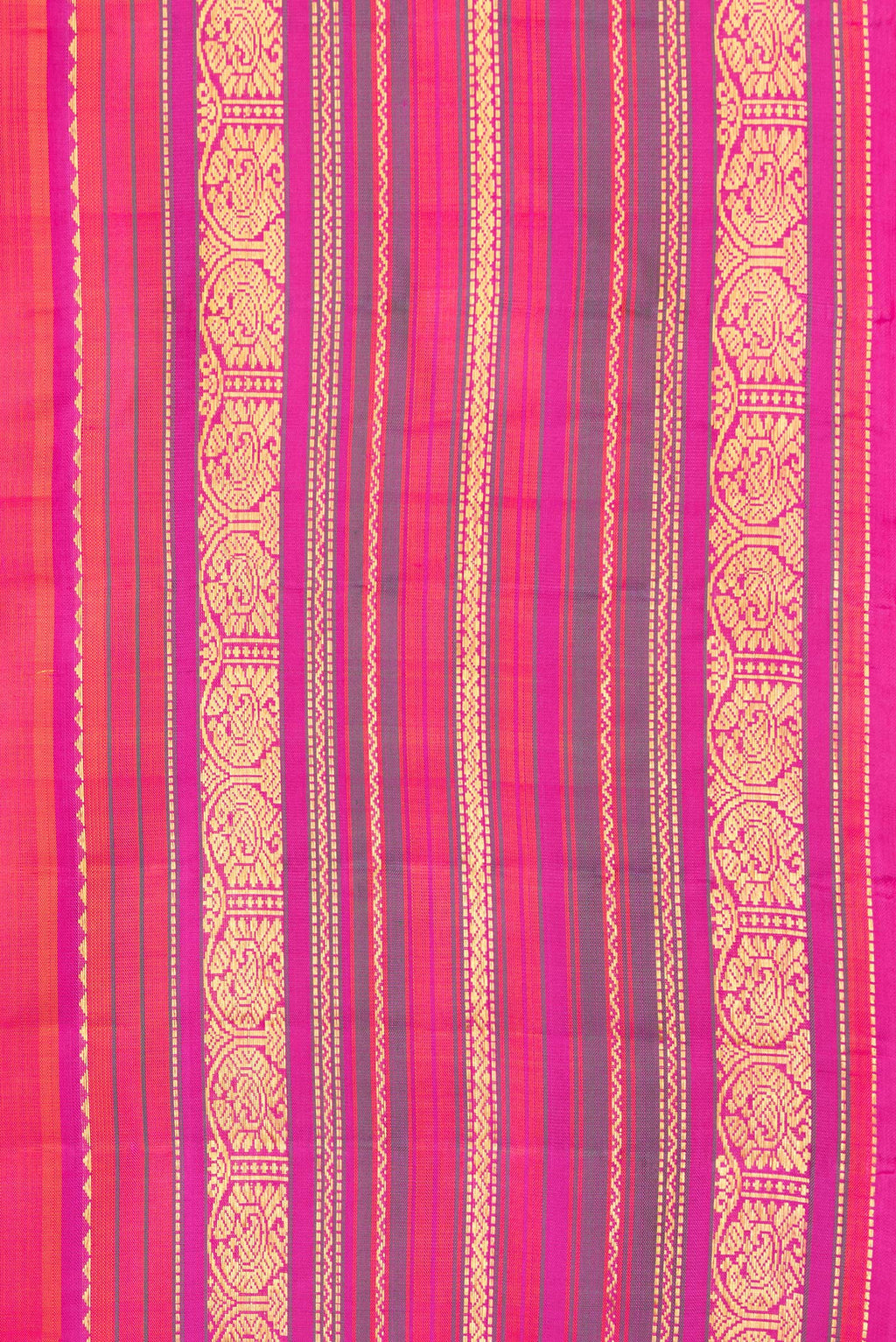Border image of Pure Silk Pink Dual Tone Kanjivaram Saree with Zari Butta on the body and Zari Border. 