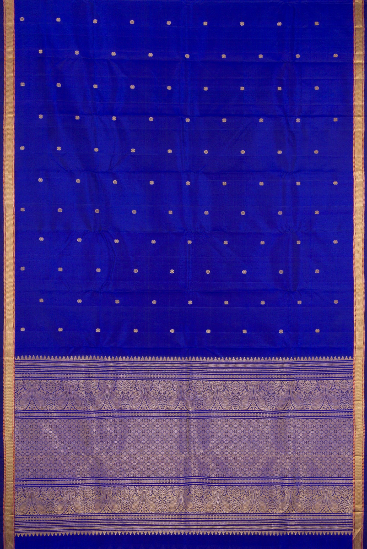 Flat view of Royal Blue Kanchipuram Silk Saree with Thread Butta on the body and Thread Border. 