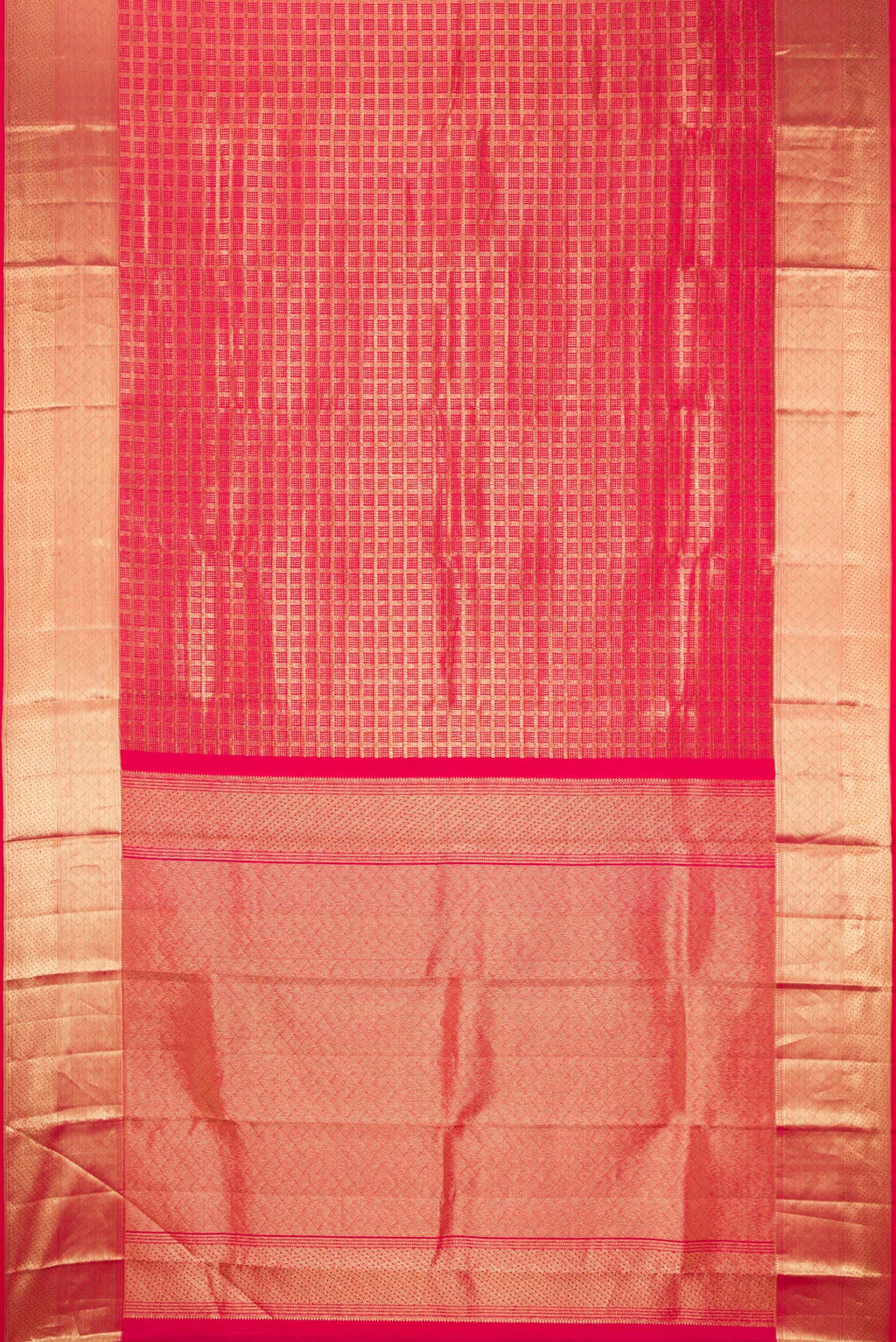 Flat view of Pure Silk Dark Pink Dual Tone Kanchipuram Saree with Zari Brocade on the body and Zari Border. 