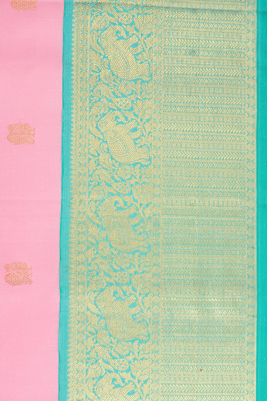 Border image of Pure Silk Pure Zari Pink Dual Tone Kanchipuram Saree with Zari Butta on the body and Zari Border. 