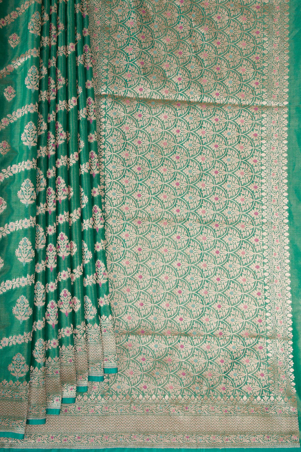 Pleats and pallu of Green Dual Tone Banarasi Silk Saree with Zari Brocade on the body and Fancy Border. 